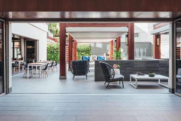 Exterior view - Holulani Waikiki Hotel by Hilton Grand Vacations Honolulu