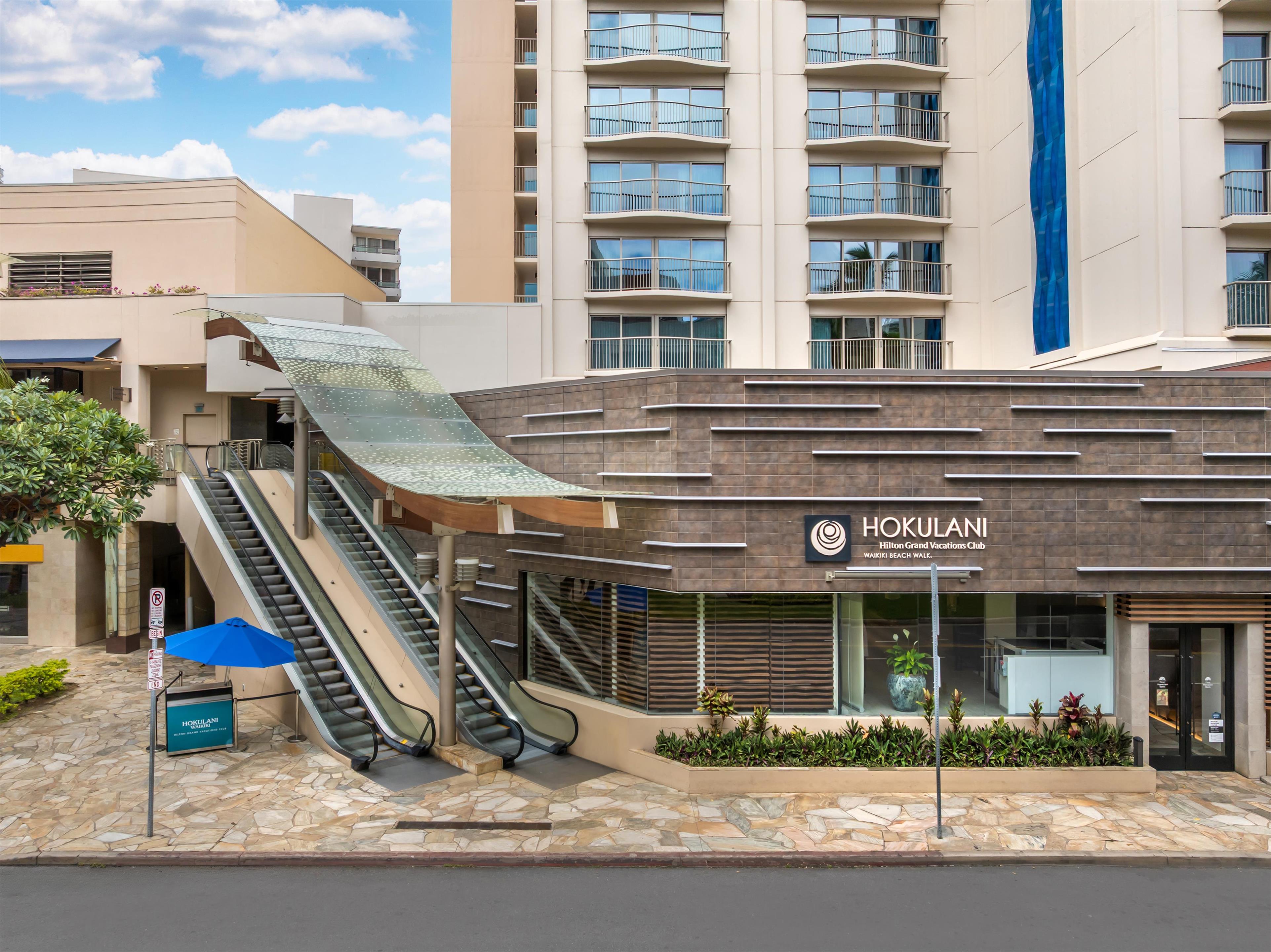 Exterior | Hilton Grand Vacations Club Hokulani Waikiki Honolulu