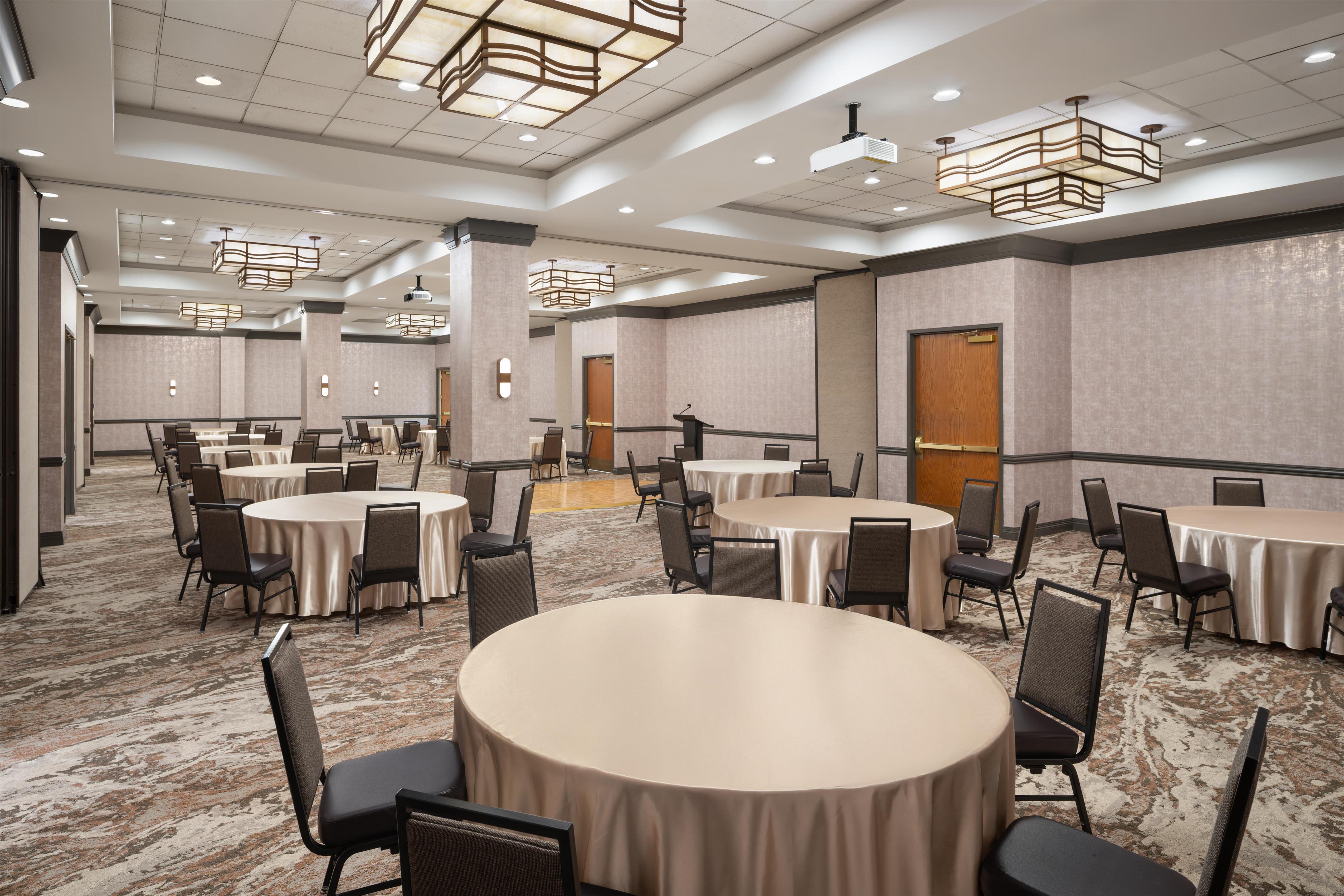 Meeting Room | Embassy Suites by Hilton Hot Springs Hotel & Spa