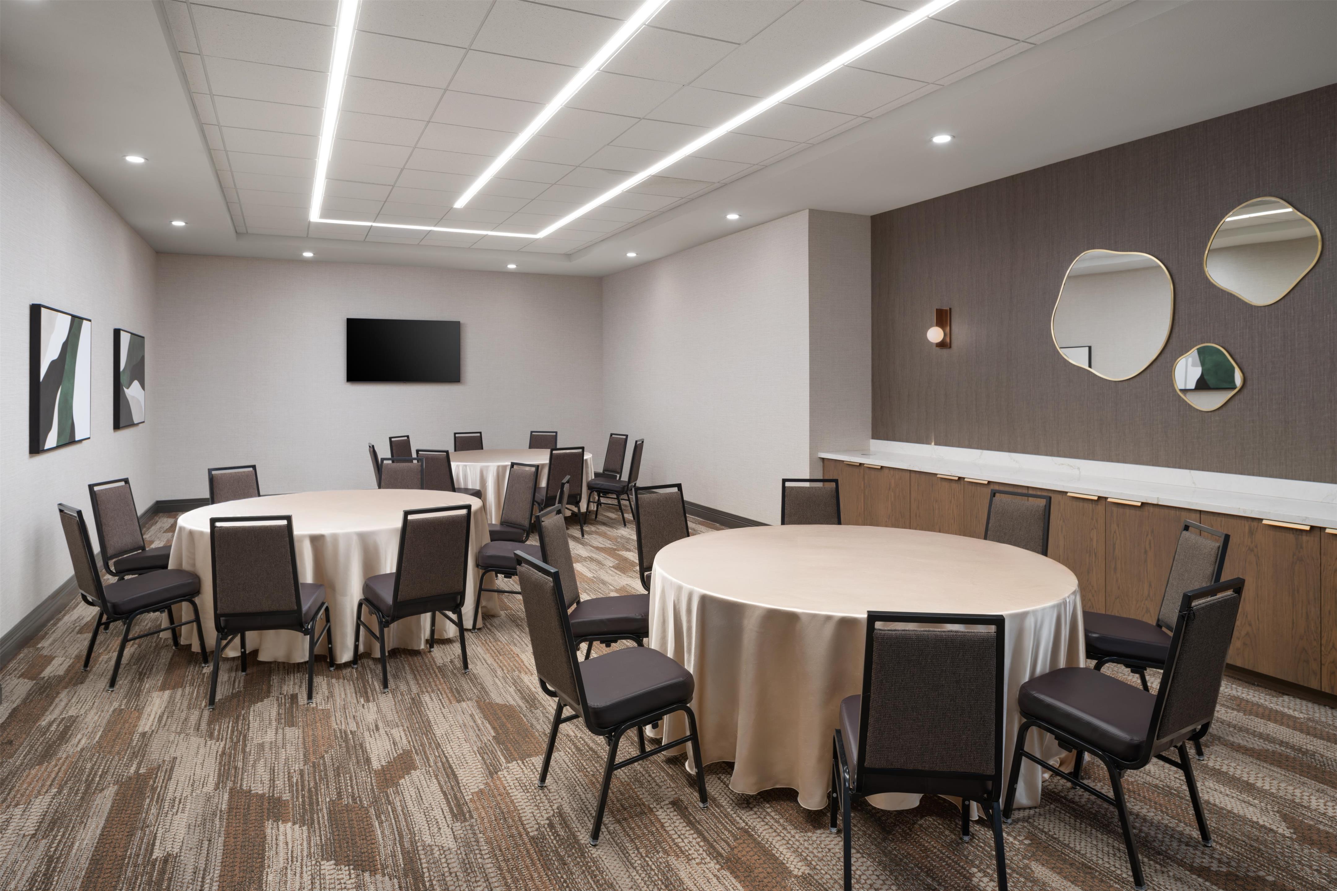 Meeting Room | Embassy Suites by Hilton Hot Springs Hotel & Spa