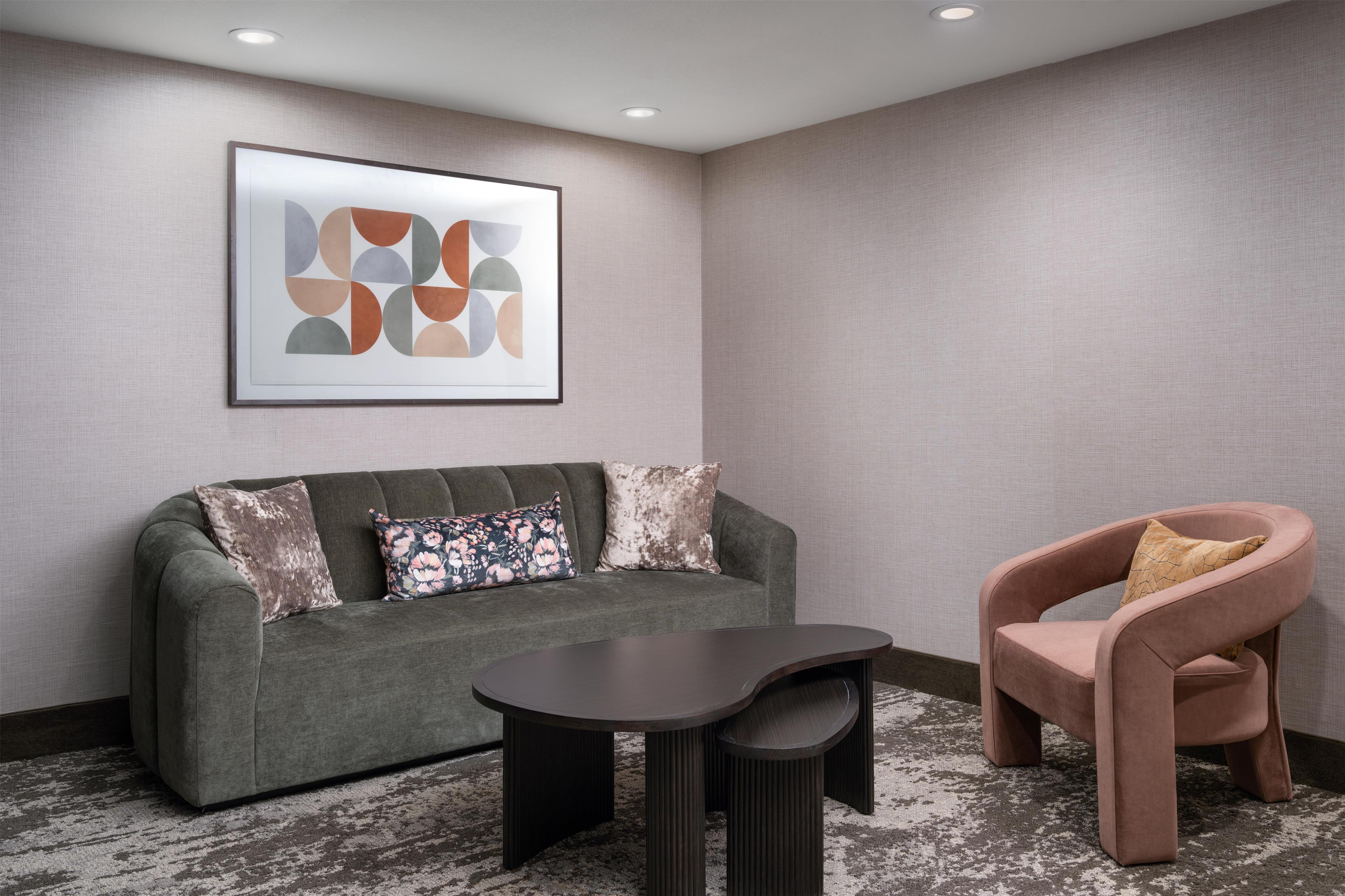 Meeting Room | Embassy Suites by Hilton Hot Springs Hotel & Spa
