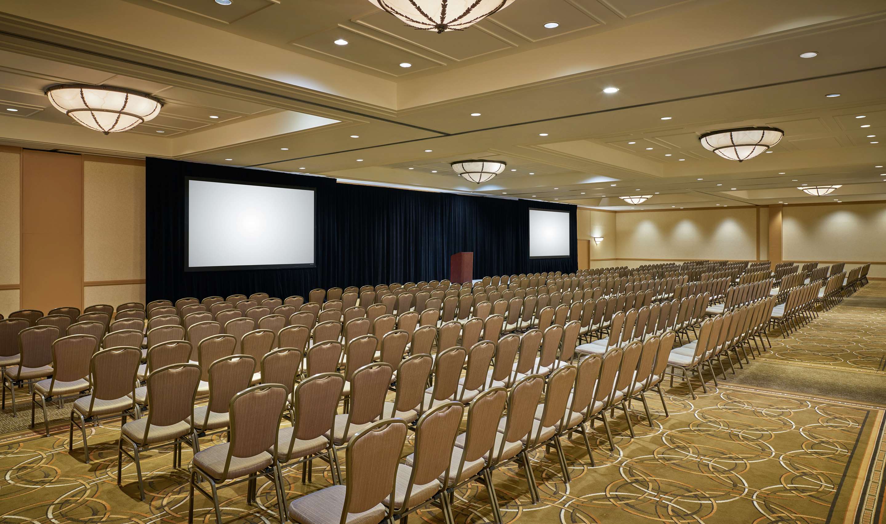 Meeting Room | DoubleTree by Hilton Houston Intercontinental Airport