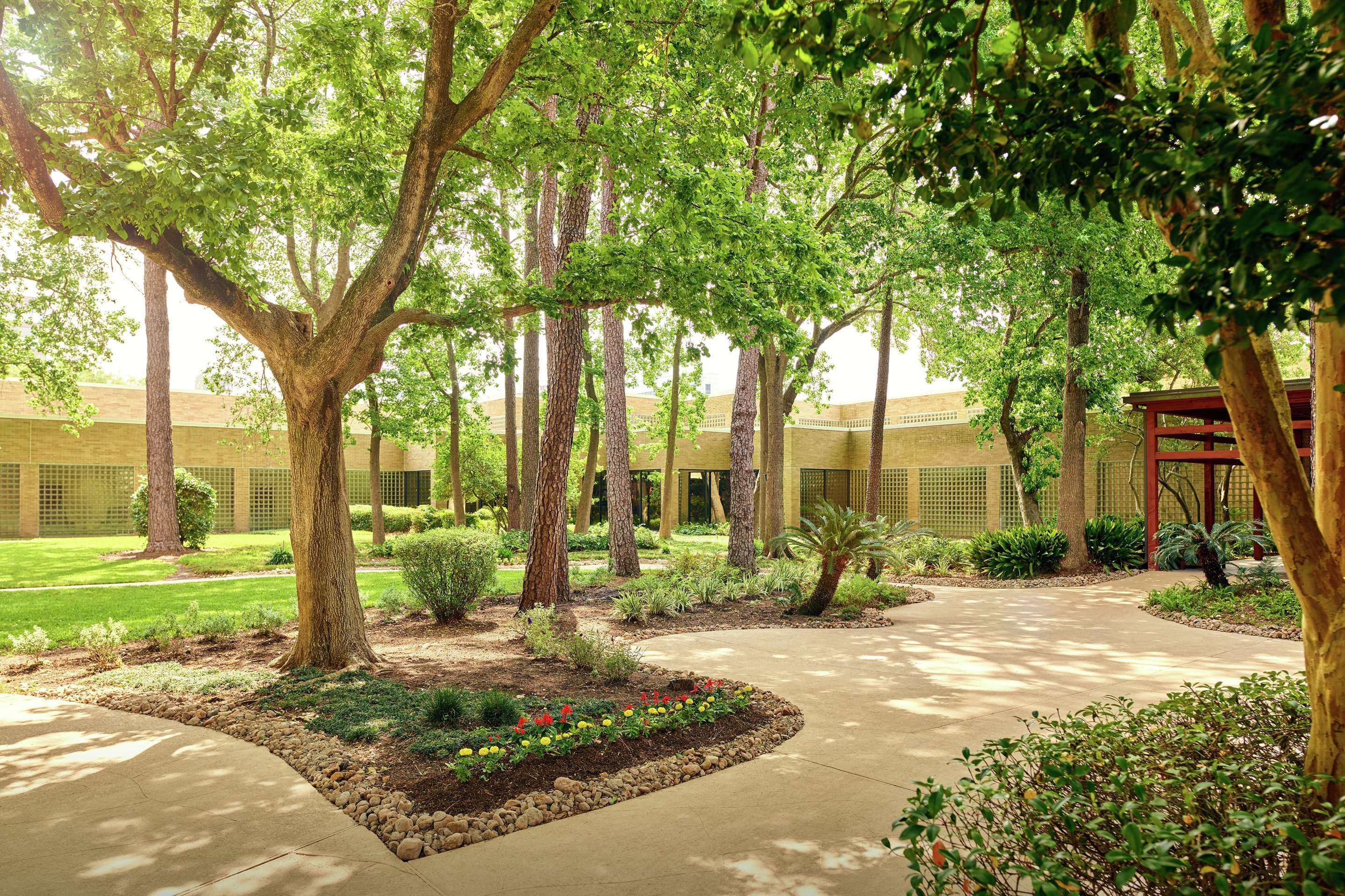 Exterior | DoubleTree by Hilton Houston Intercontinental Airport