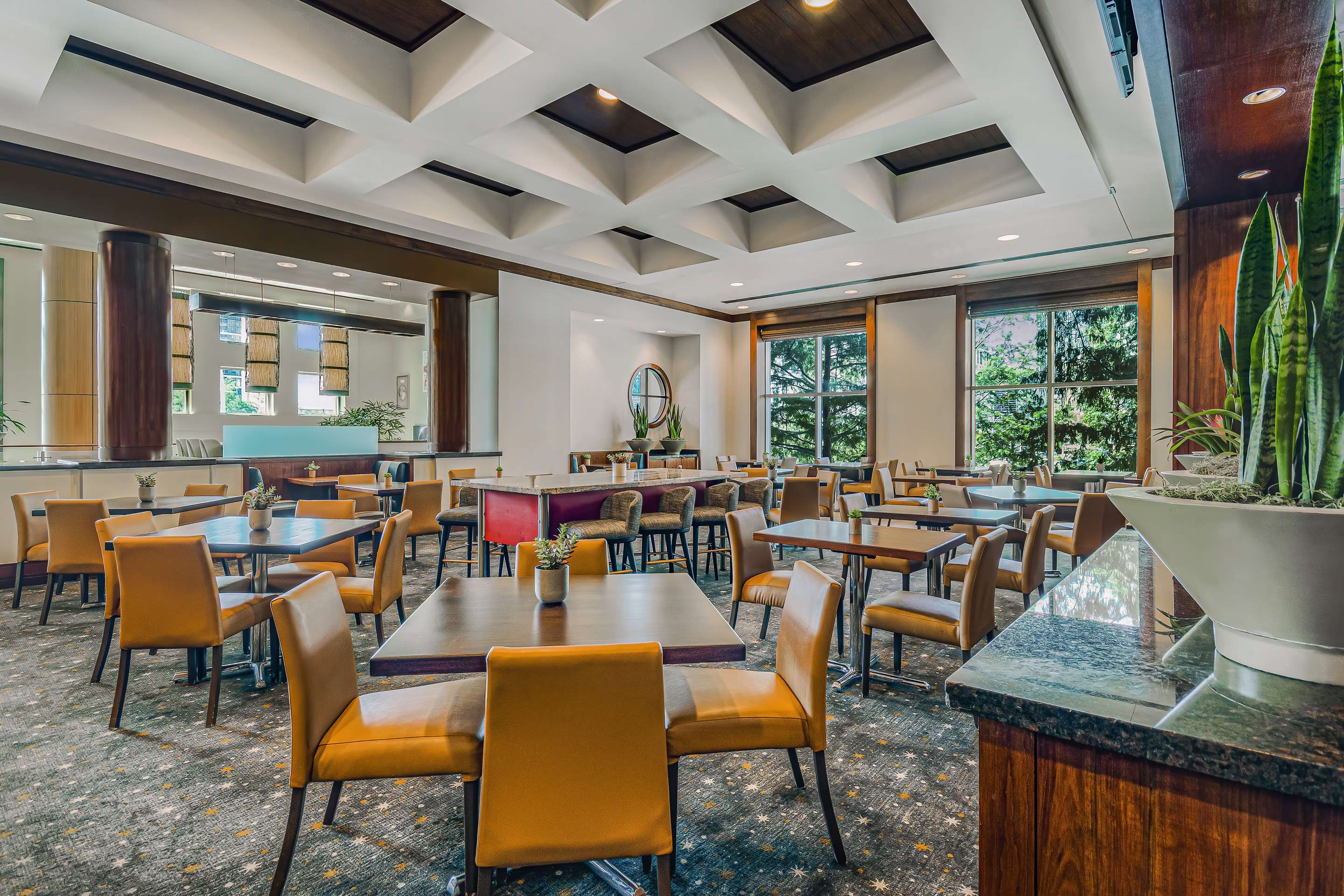Restaurant | Embassy Suites Houston Downtown