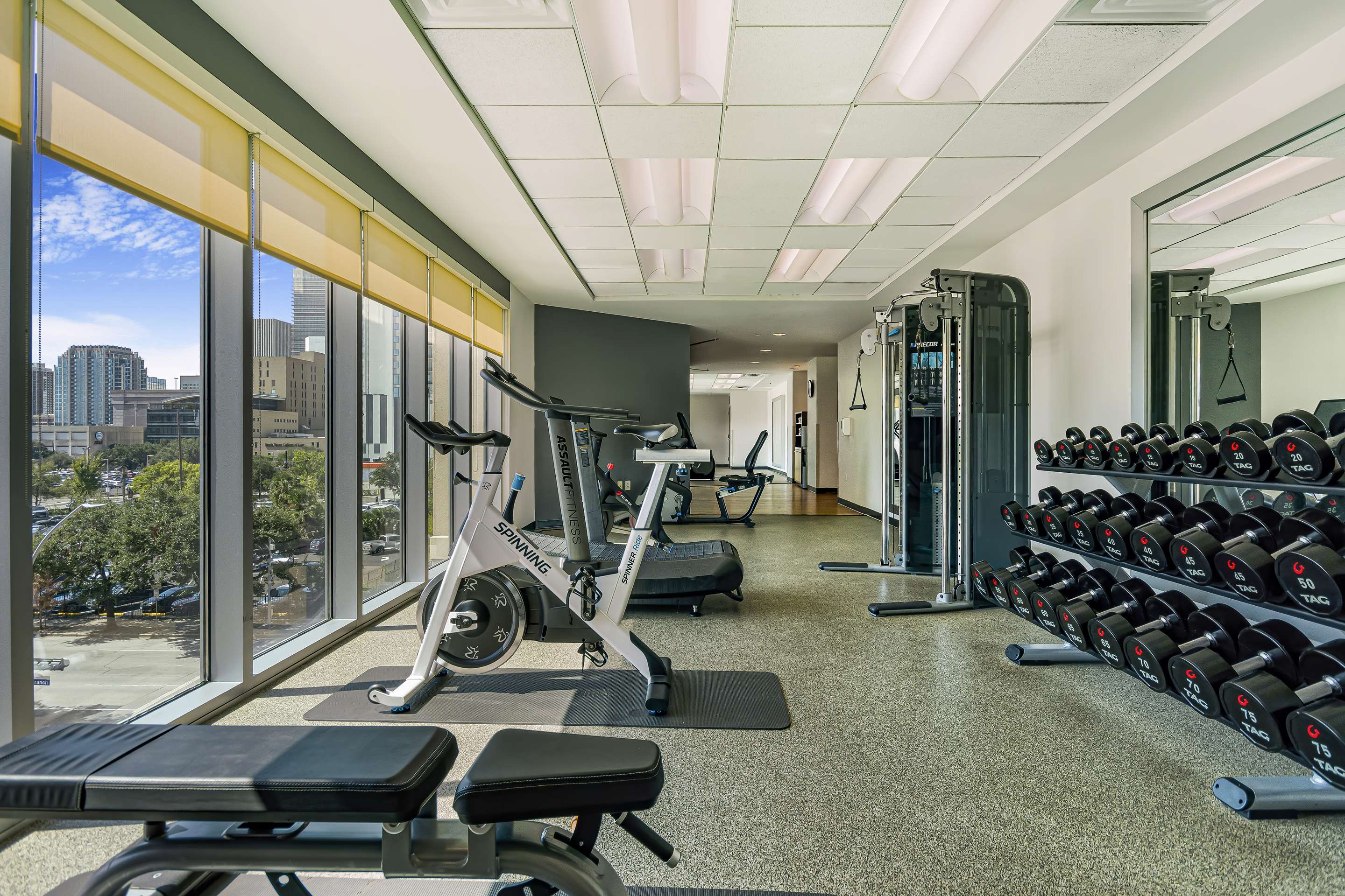 Health club fitness center gym | Embassy Suites Houston Downtown