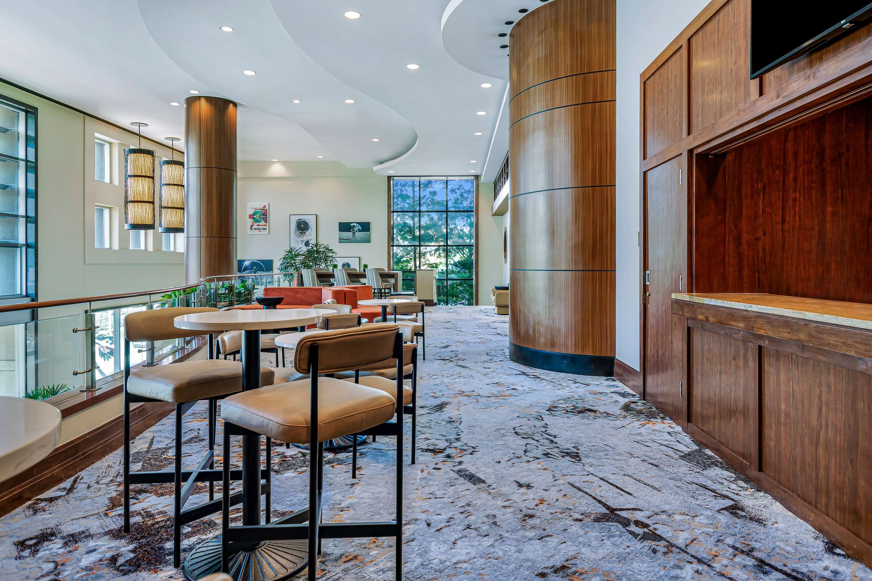 Lobby | Embassy Suites Houston Downtown