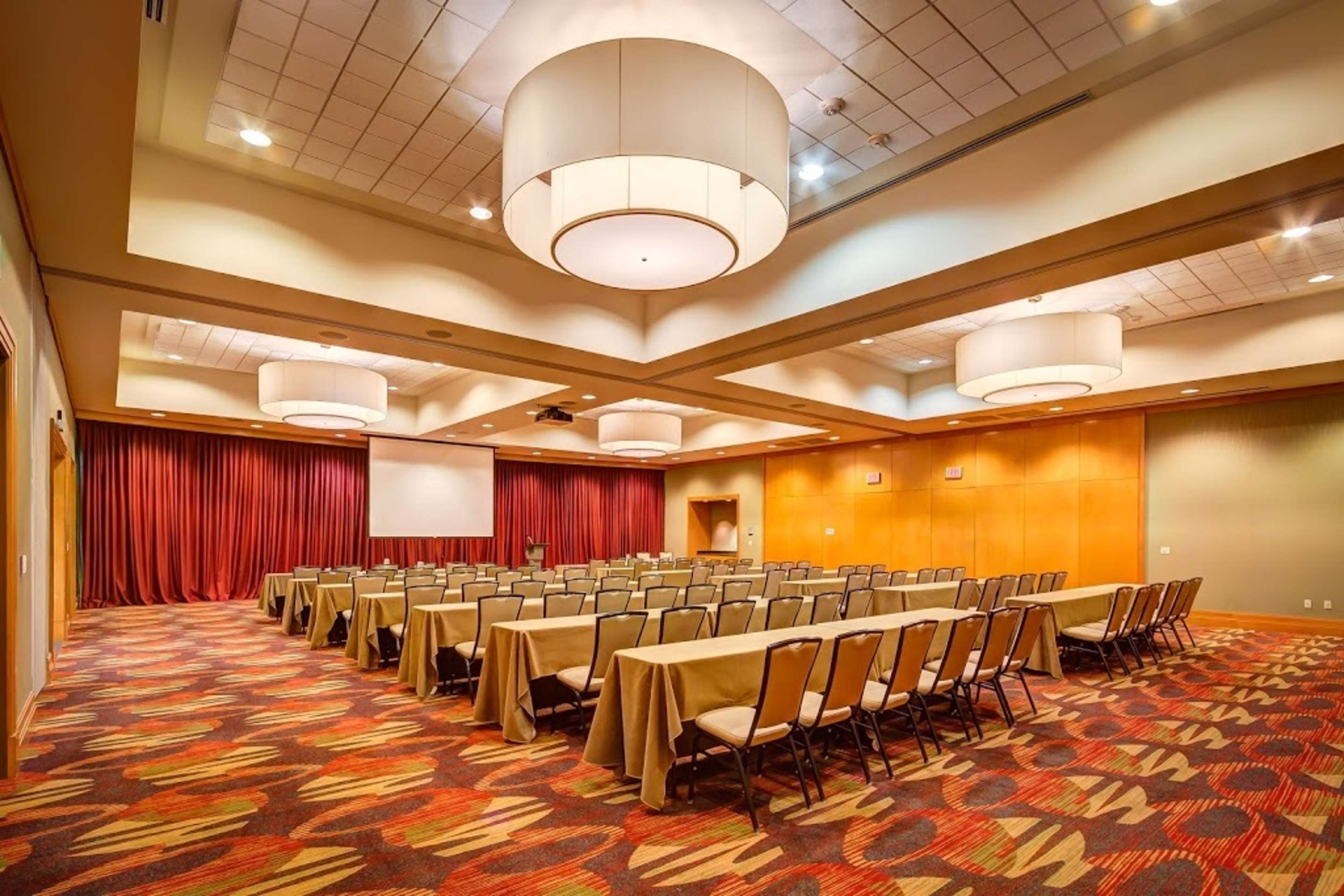 Meeting Room | Embassy Suites by Hilton Houston Energy Corridor