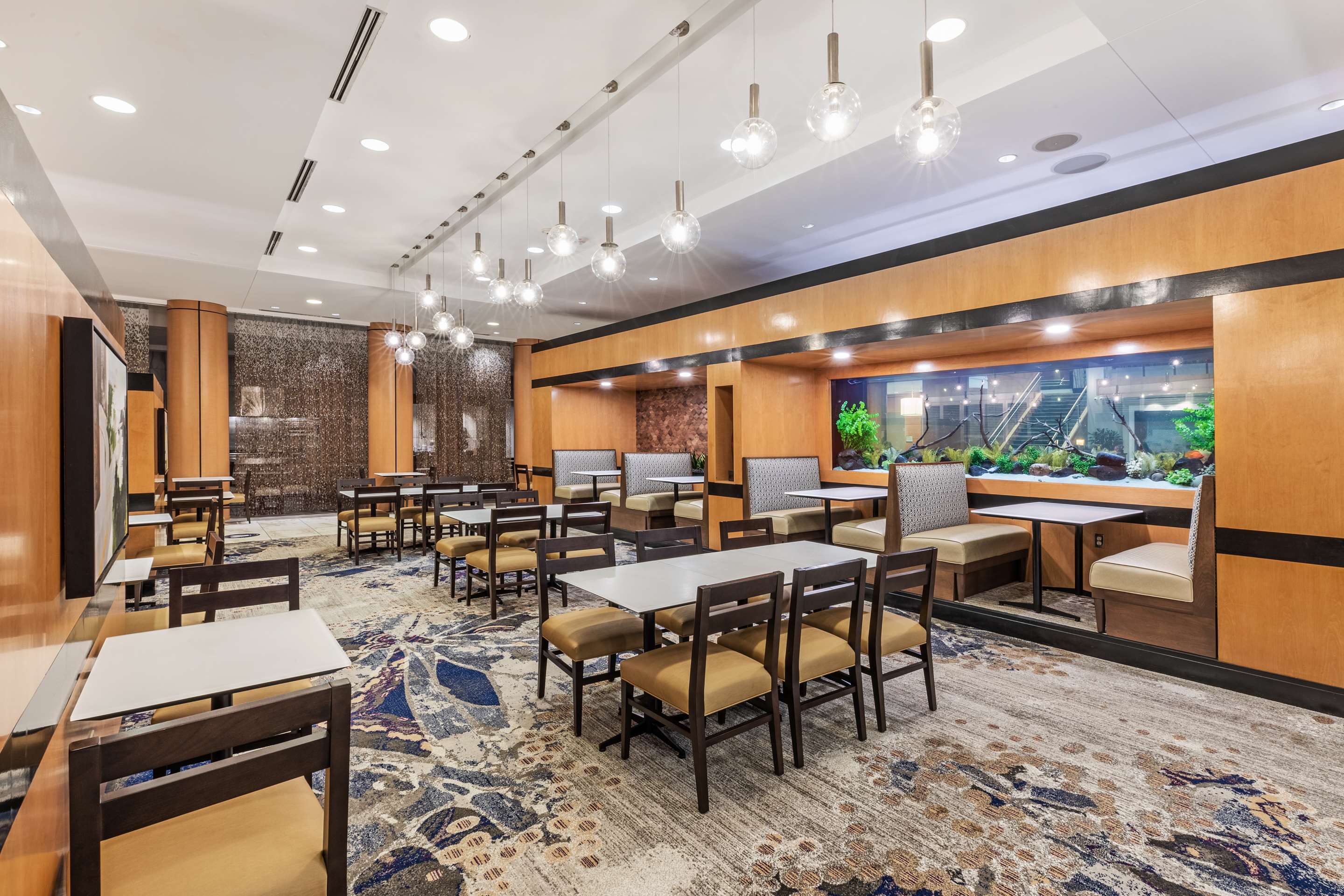 Restaurant | Embassy Suites by Hilton Houston Energy Corridor