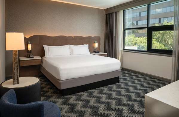  - Hilton Hotel North Houston - I-45, Exit 61