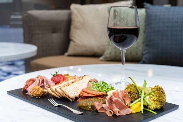 Restaurant - Hilton Hotel North Houston - I-45, Exit 61