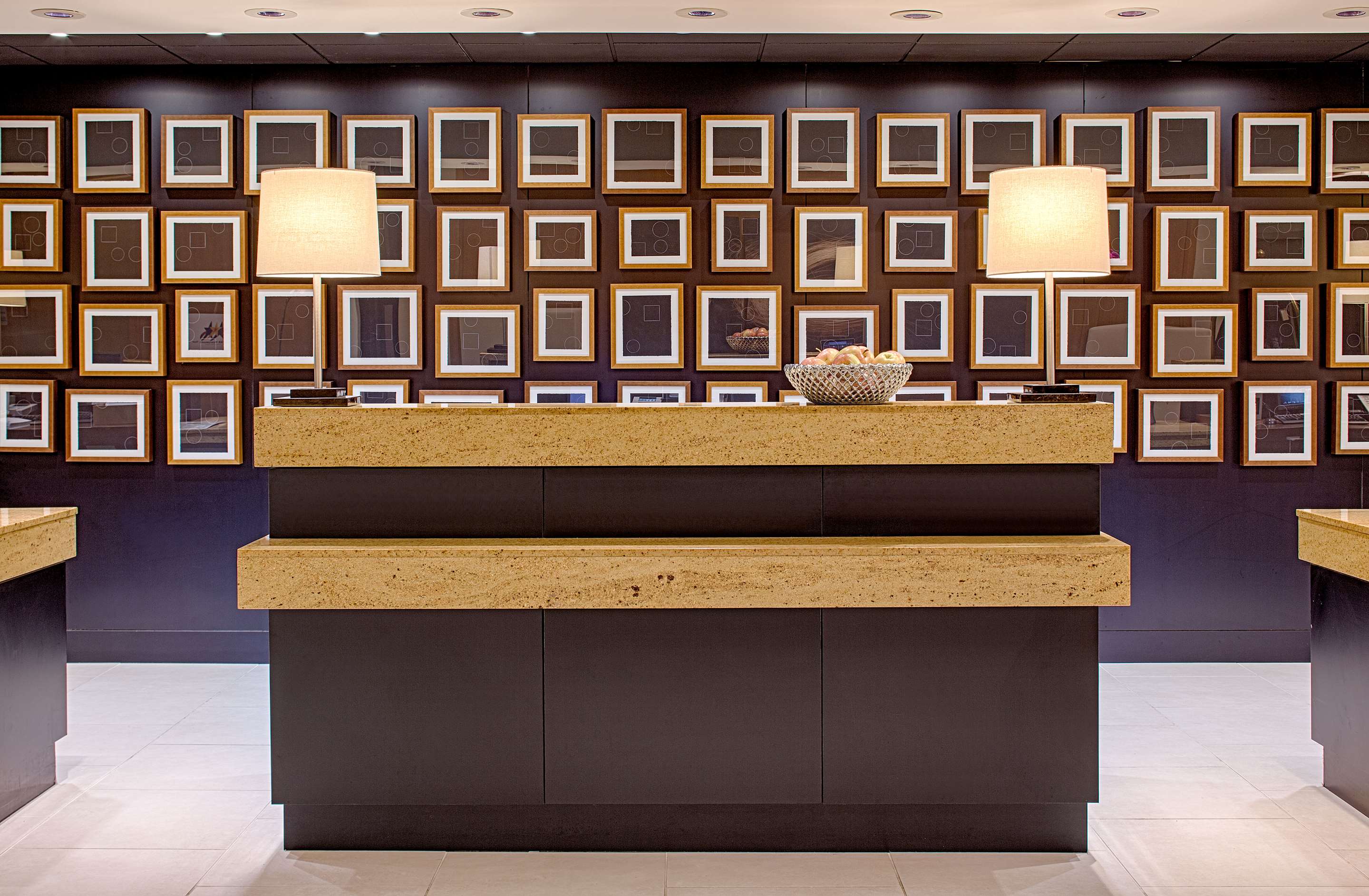 Reception | DoubleTree by Hilton Hotel Houston - Greenway Plaza