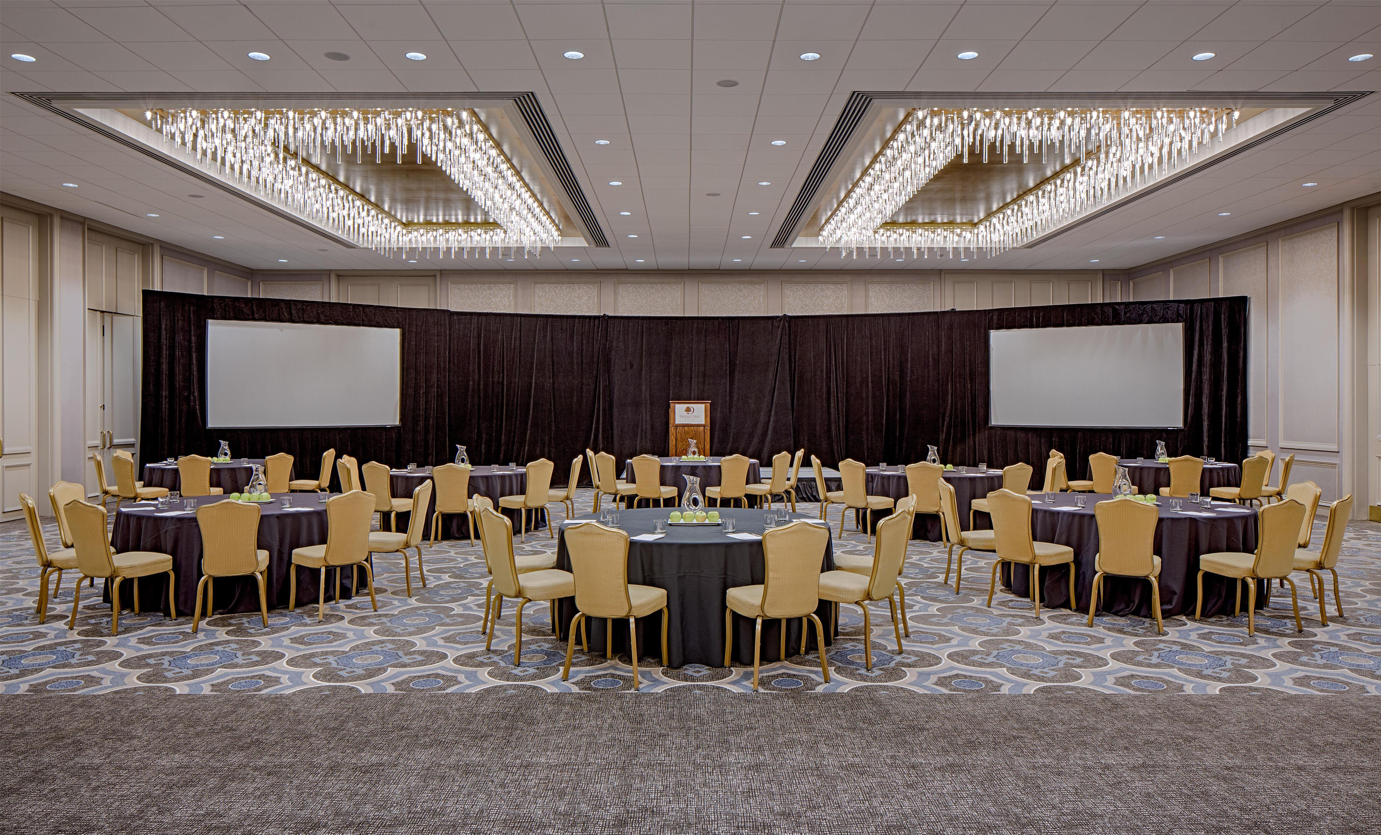 Meeting Room | DoubleTree by Hilton Hotel Houston - Greenway Plaza