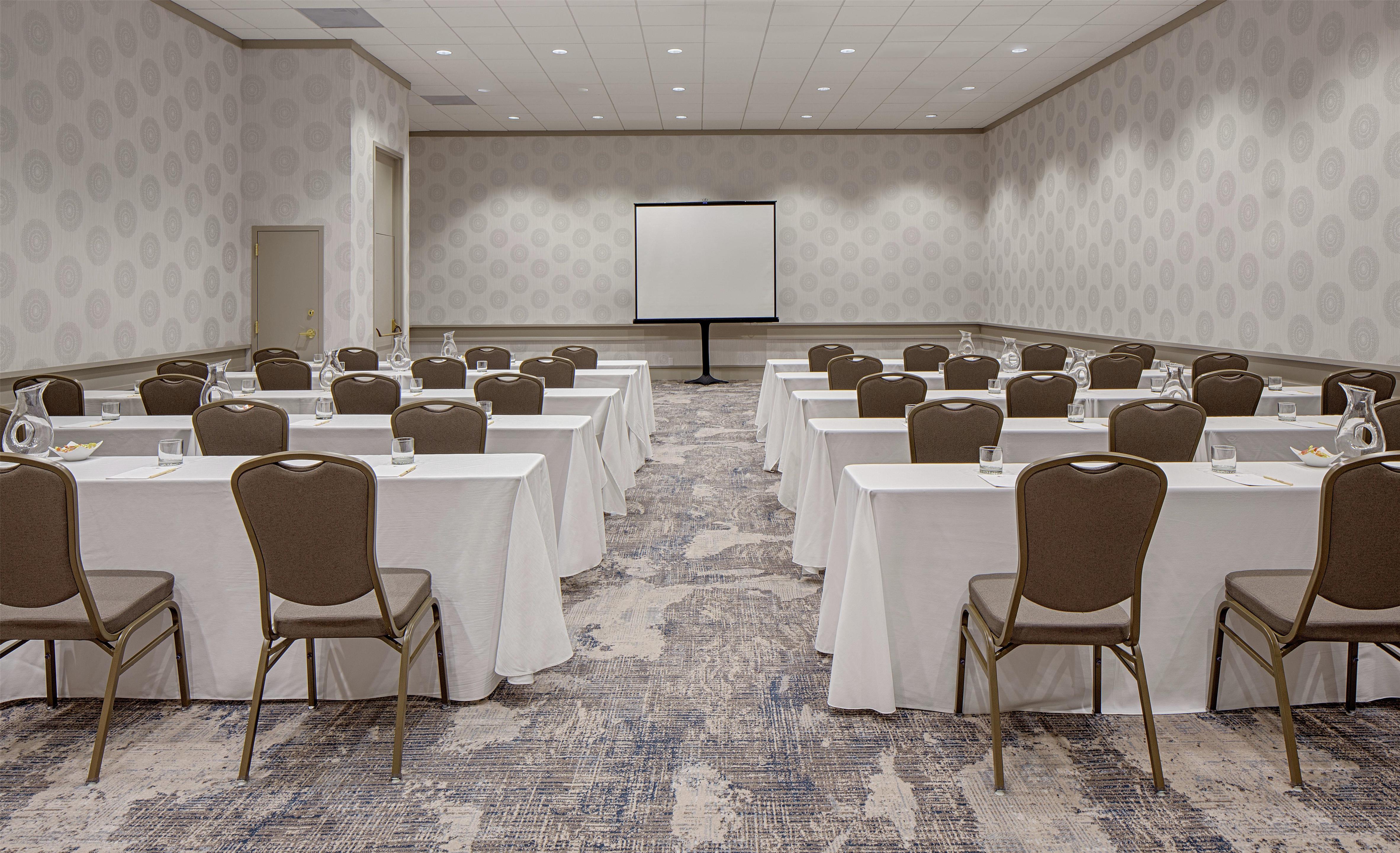 Meeting Room | DoubleTree by Hilton Hotel Houston - Greenway Plaza