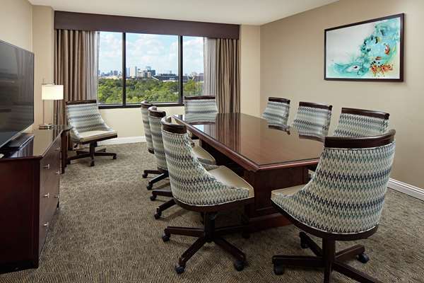  - Hilton Plaza Hotel Texas Medical Center Houston
