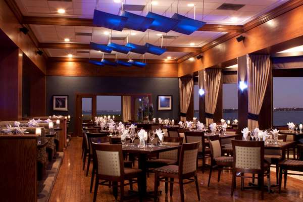 Restaurant - Hilton Hotel NASA Space Center Clear Lake