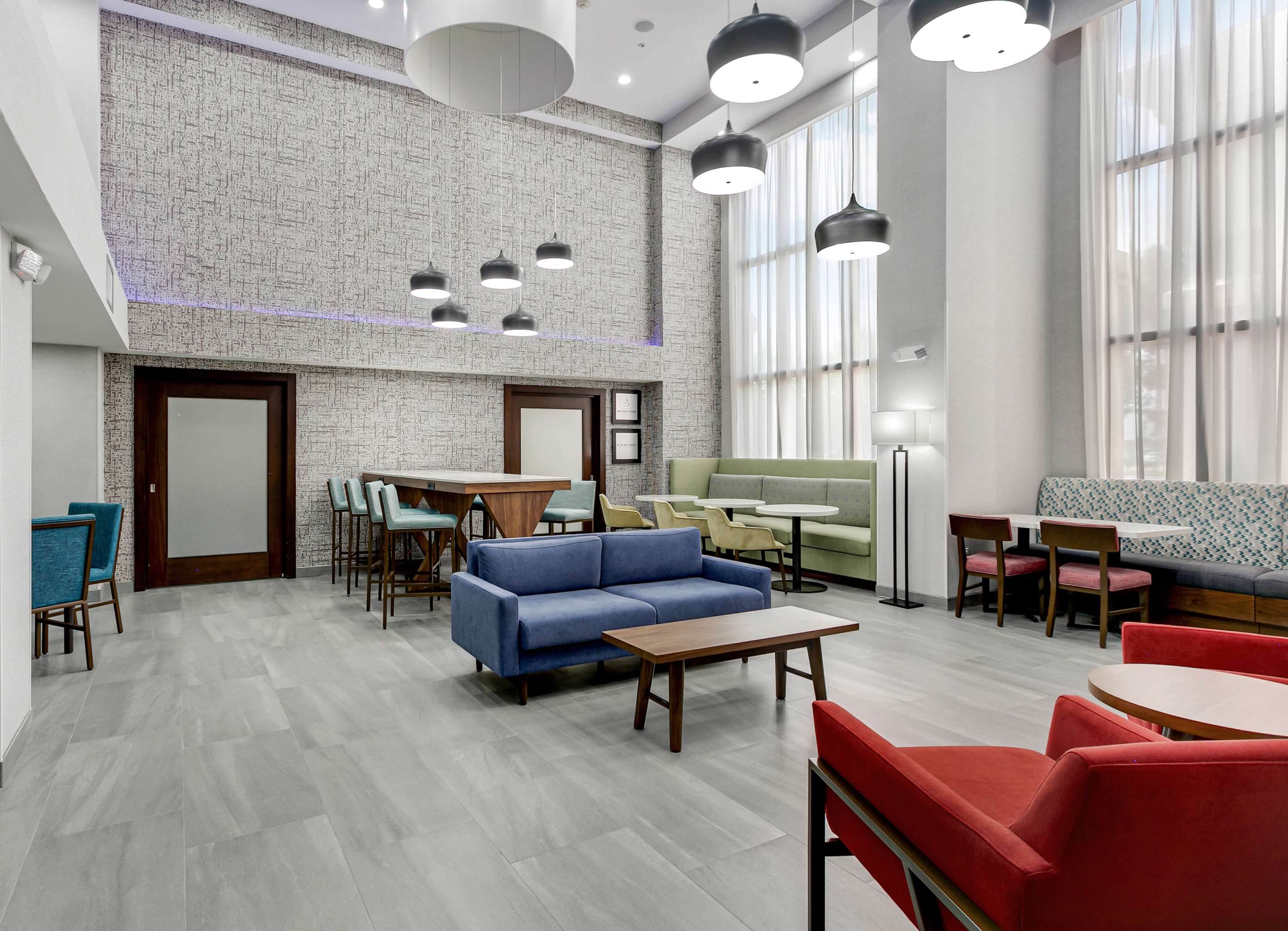 Lobby | Hampton Inn Houston-Pearland