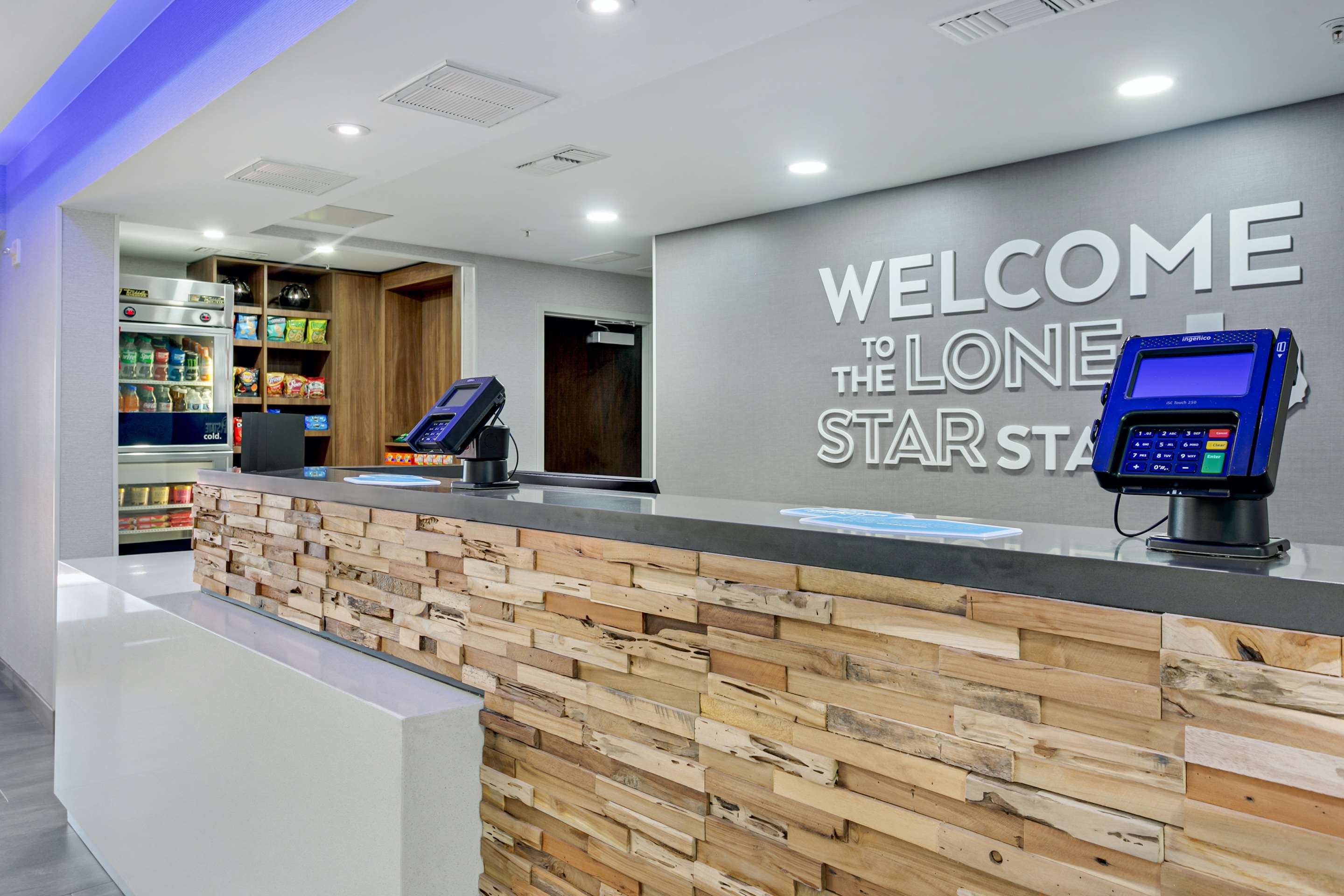 Reception | Hampton Inn Houston-Pearland