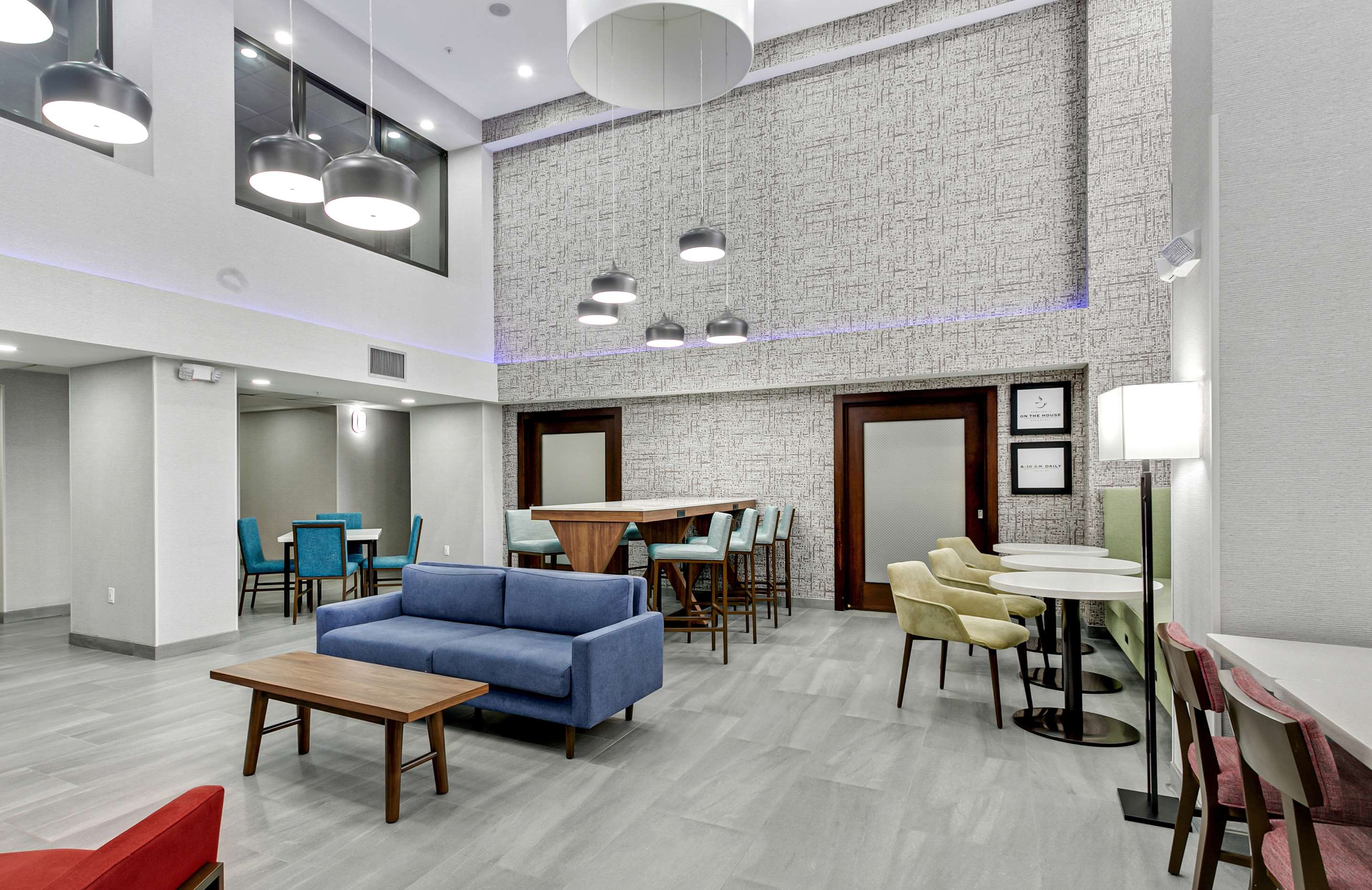 Lobby | Hampton Inn Houston-Pearland