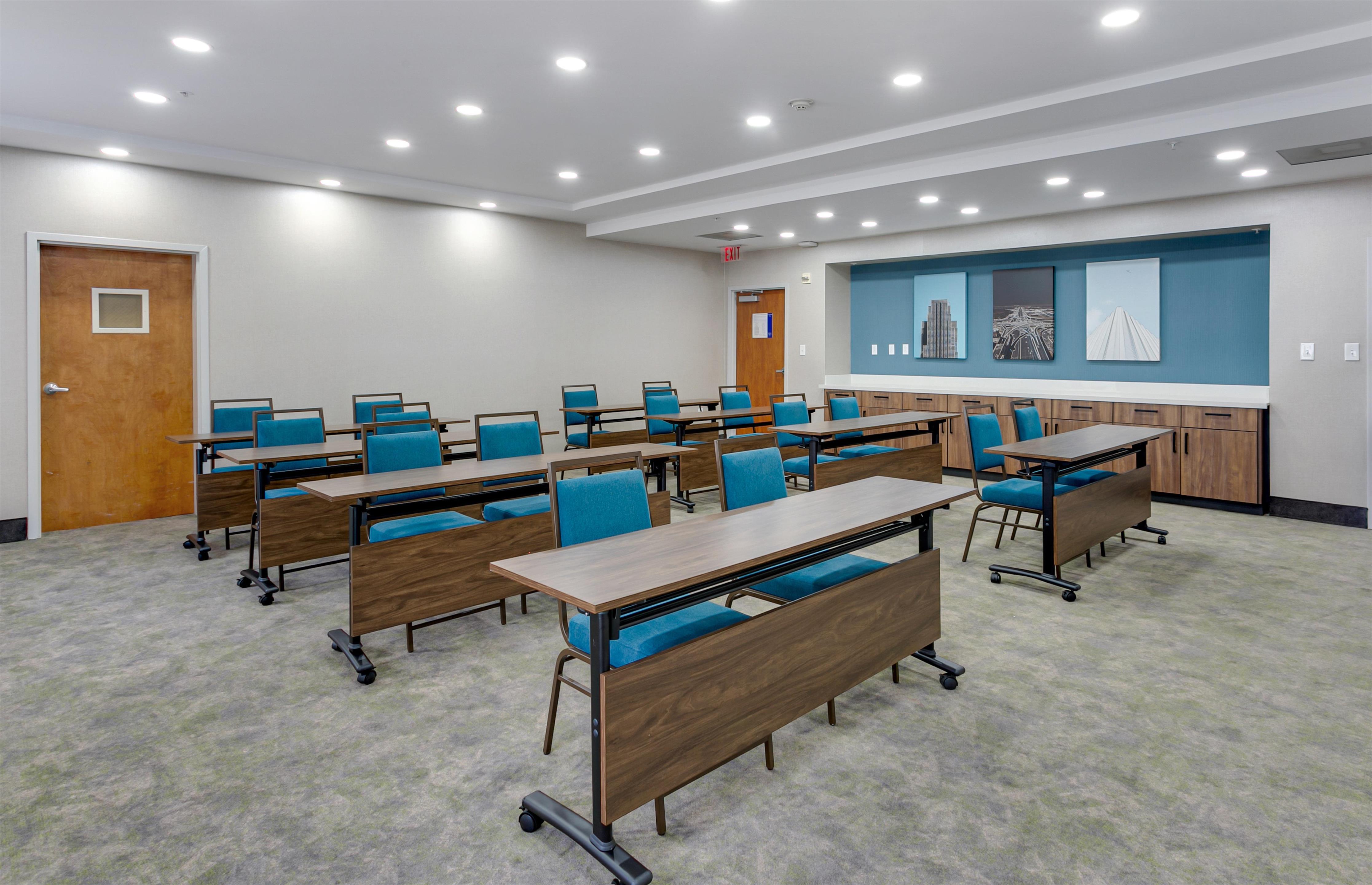 Meeting Room | Hampton Inn Houston-Pearland