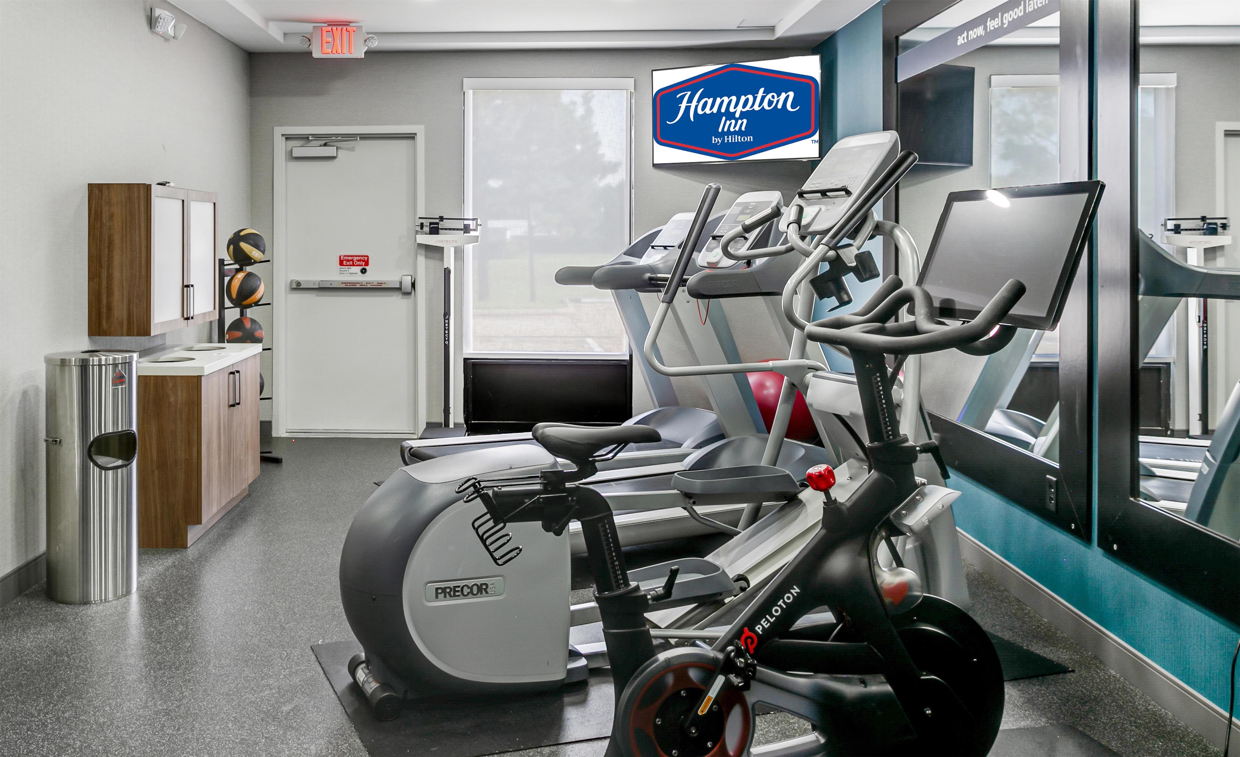 Health club fitness center gym | Hampton Inn Houston-Pearland