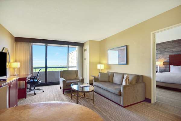  - DoubleTree Suites by Hilton Hotel Galleria Houston