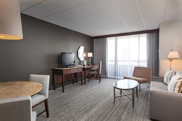  - DoubleTree Suites by Hilton Hotel Galleria Houston