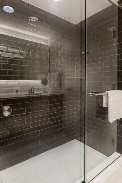  - DoubleTree Suites by Hilton Hotel Galleria Houston