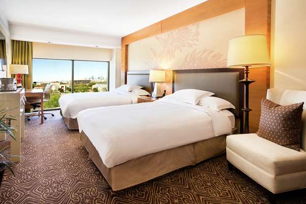  - Hilton University of Houston Hotel - I-45, Exits 44A & 44B