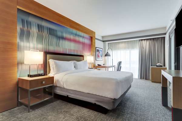  - Hilton University of Houston Hotel - I-45, Exits 44A & 44B