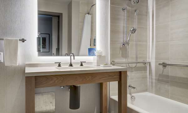  - Hilton University of Houston Hotel - I-45, Exits 44A & 44B