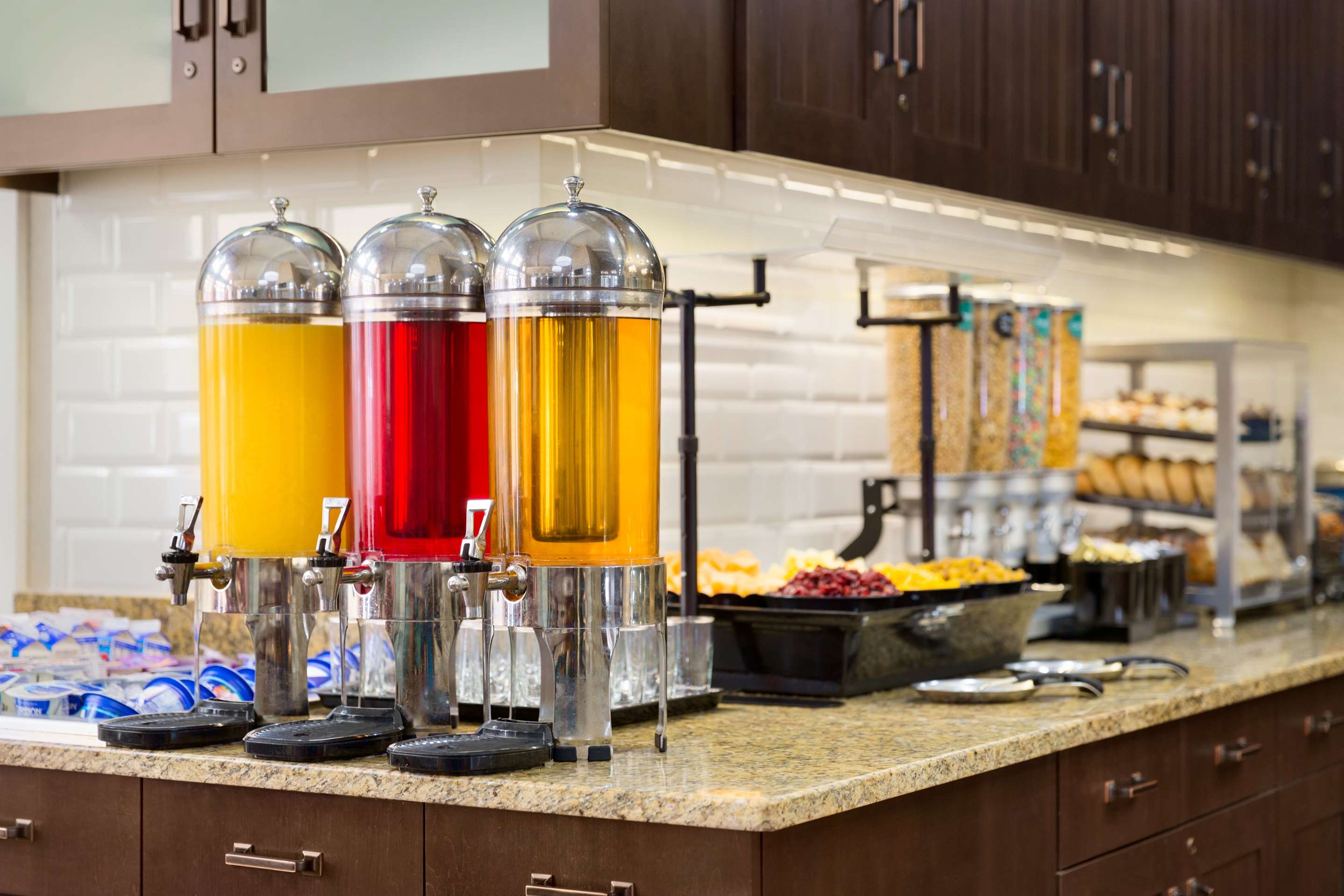 Breakfast Area | Homewood Suites by Hilton Houston-Westchase