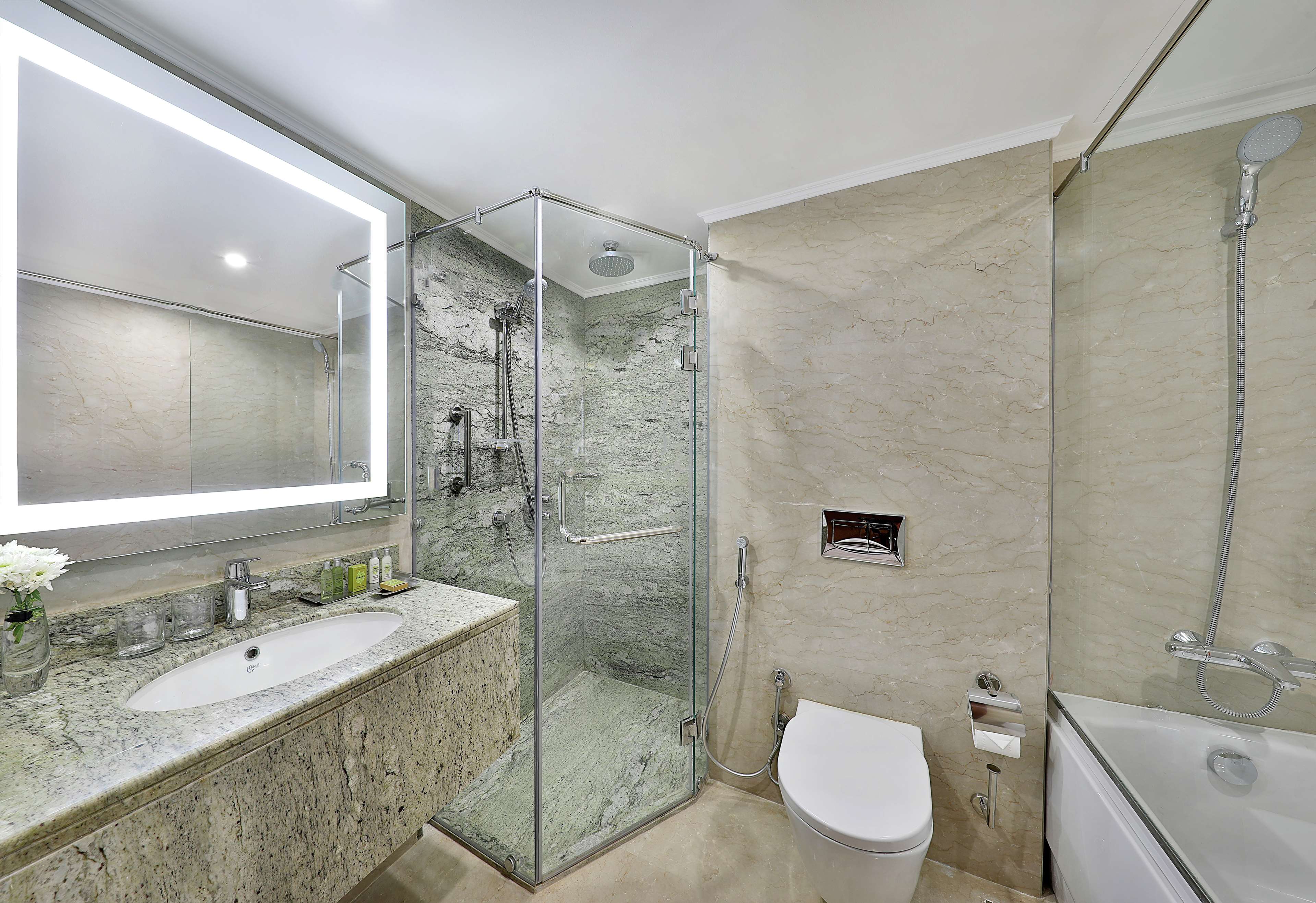 Hilton Hurghada Plaza Room Type - TWIN DELUXE ROOM WITH VIEW