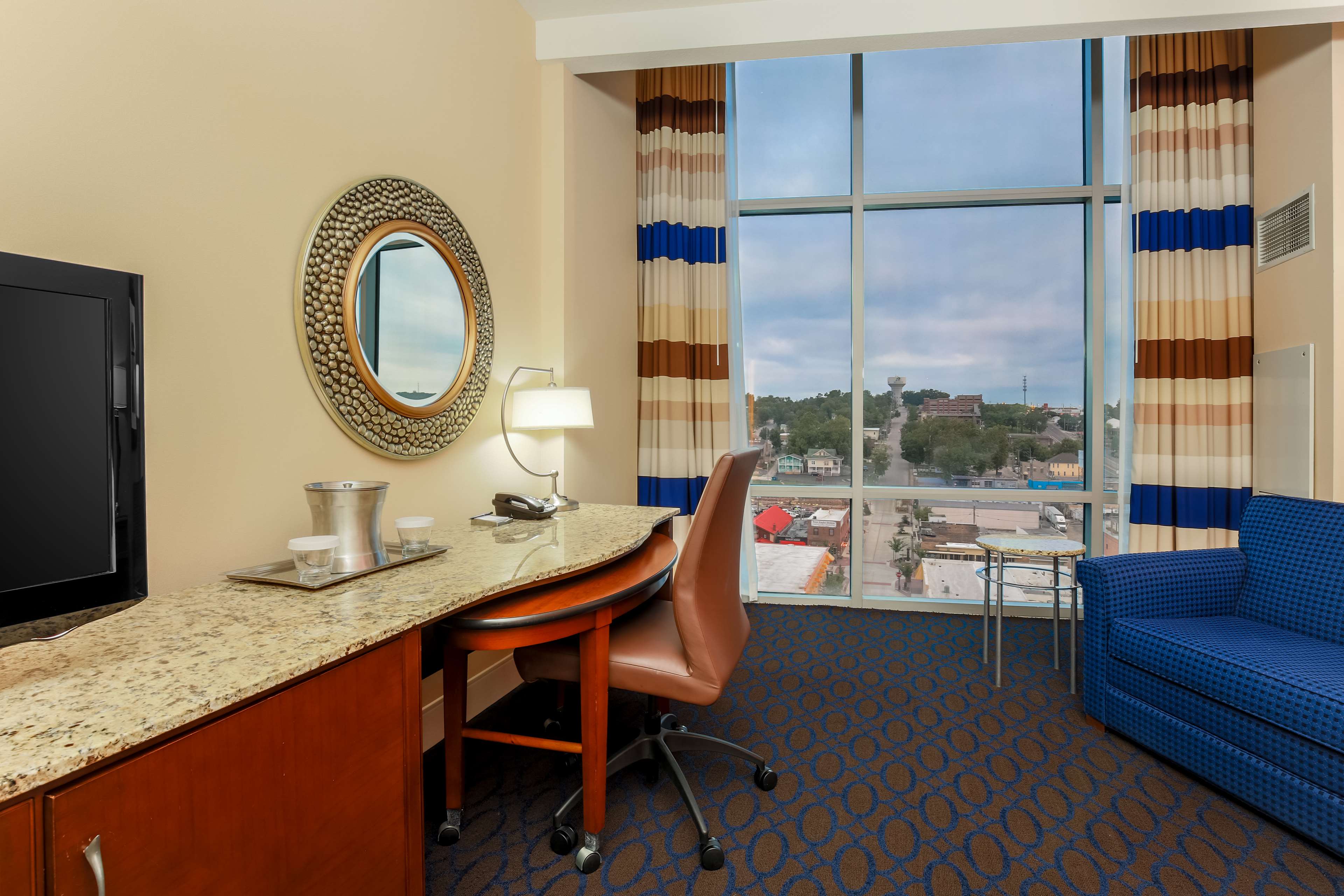 Hilton Branson Convention Center Room Type - 2 QUEEN BEDS DELUXE ROOM