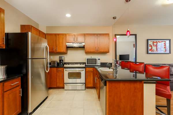  - Hilton Promenade at Branson Landing Hotel