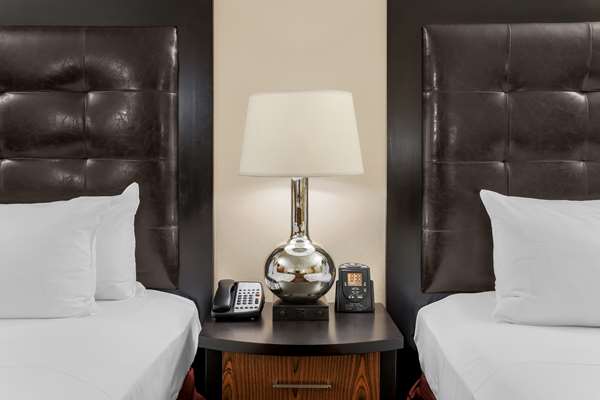  - Hilton Promenade at Branson Landing Hotel