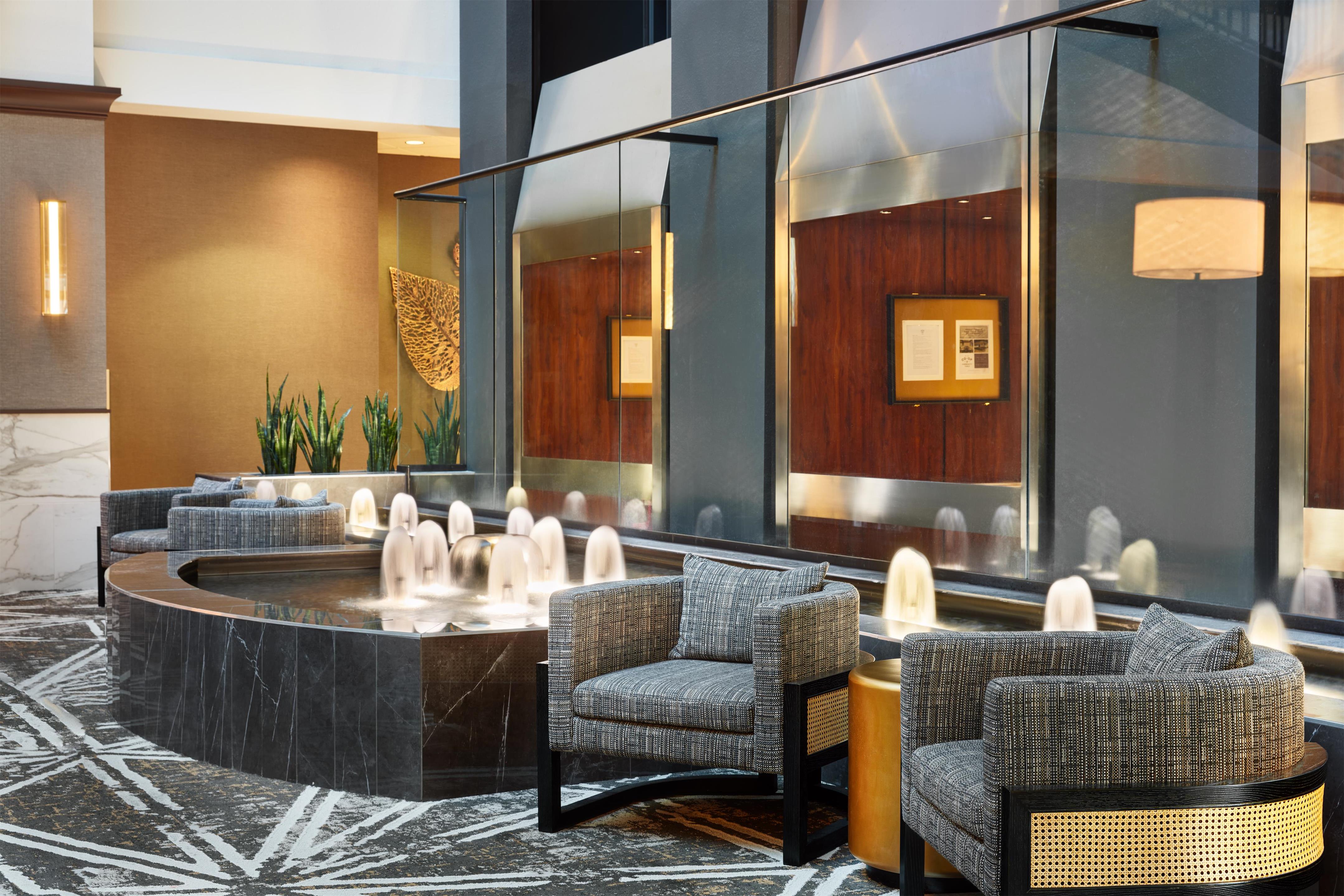 Lobby | Embassy Suites by Hilton Huntsville