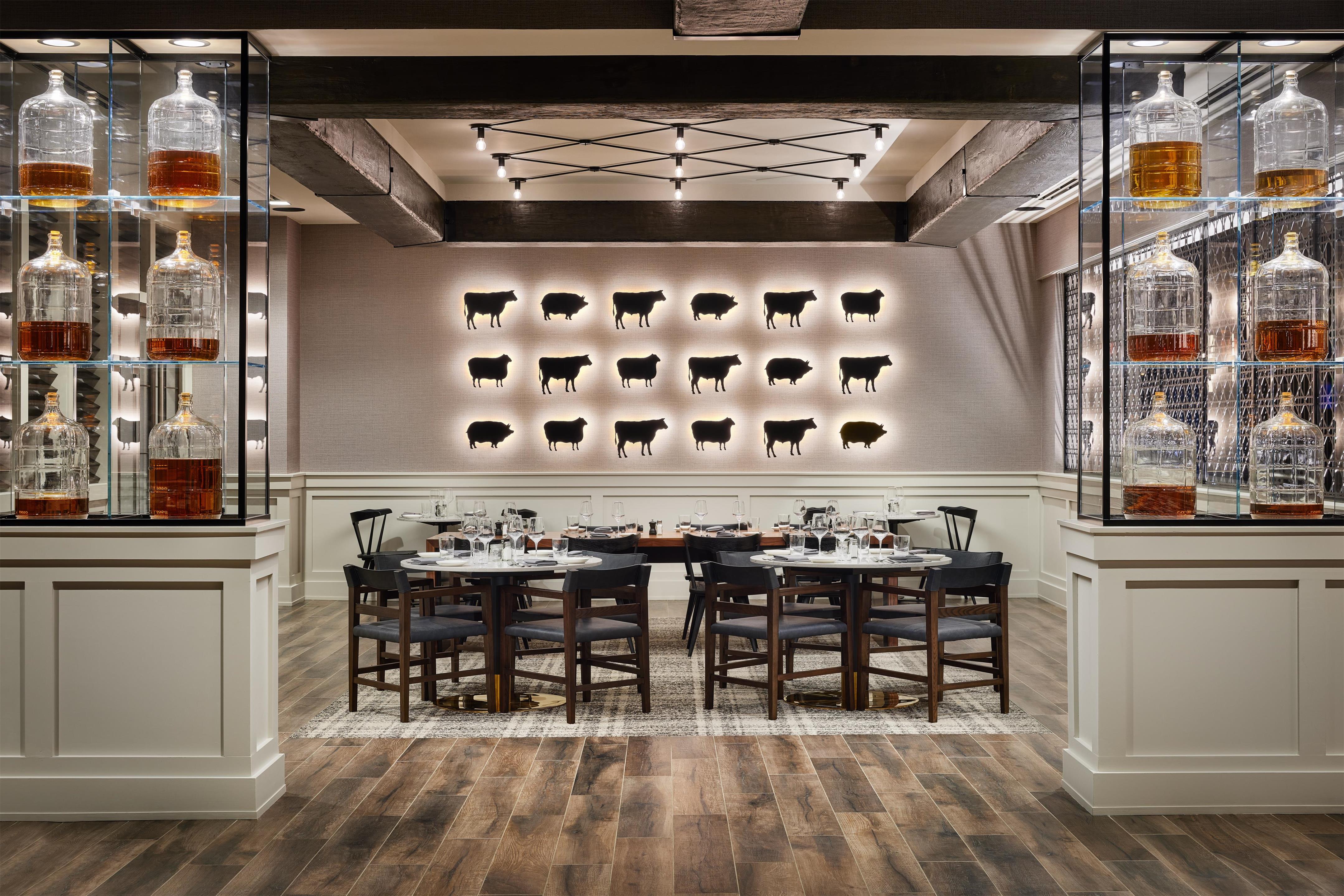 Restaurant | Embassy Suites by Hilton Huntsville