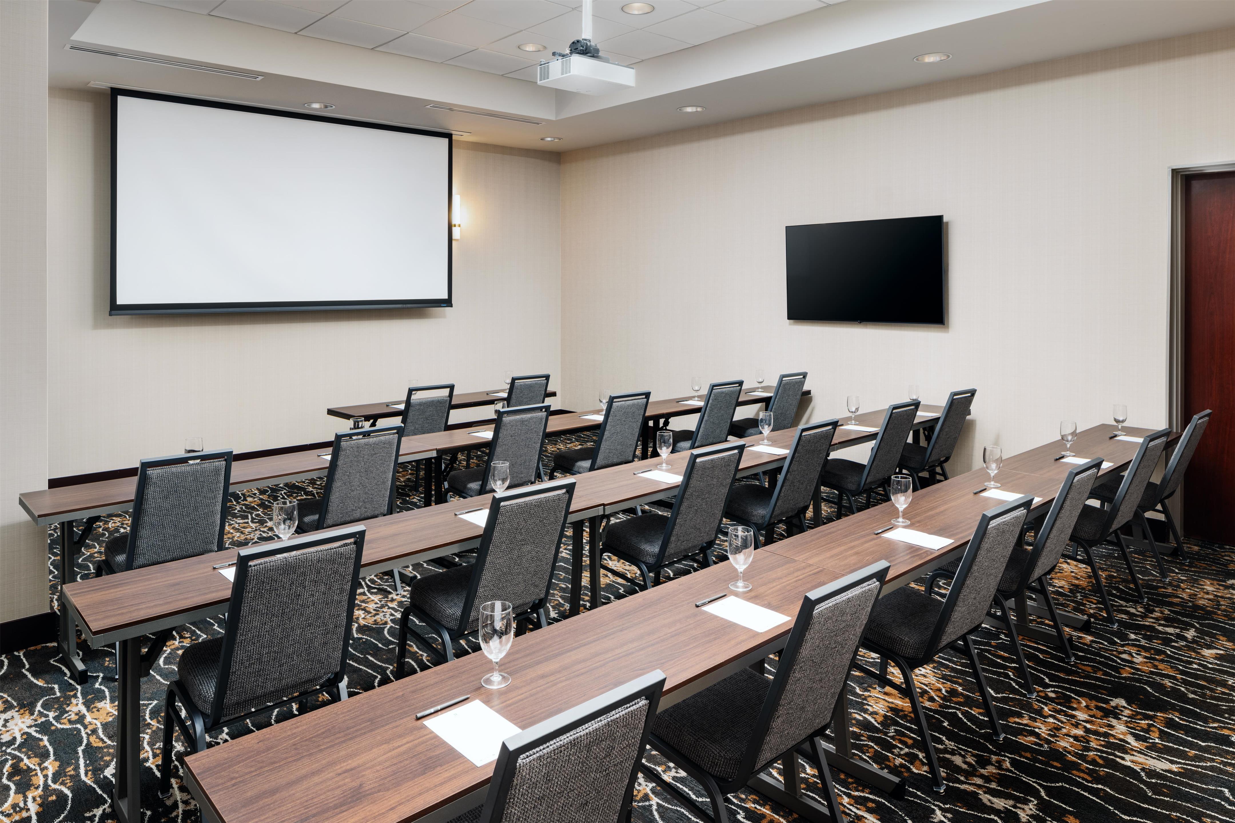 Meeting Room | Embassy Suites by Hilton Huntsville