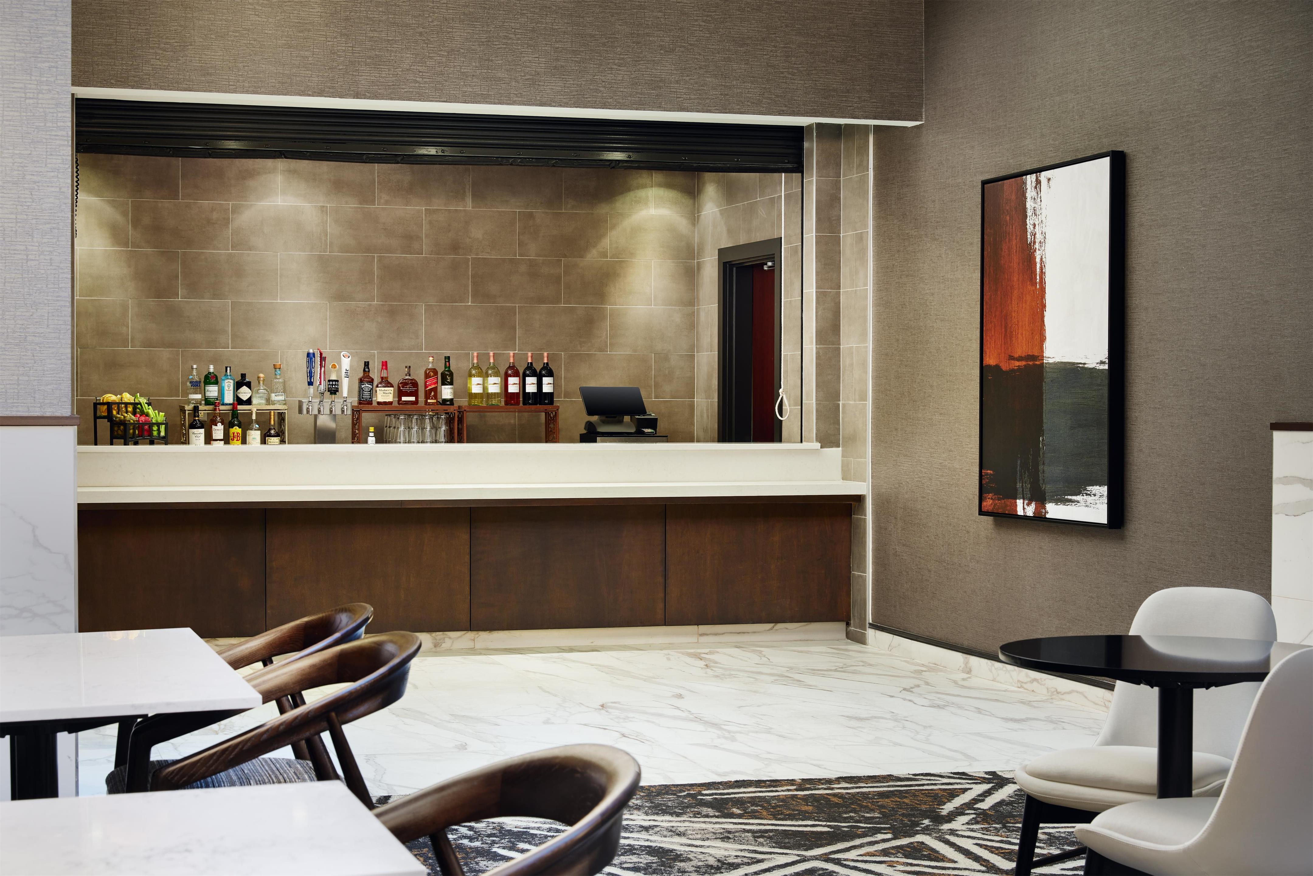 BarLounge | Embassy Suites by Hilton Huntsville