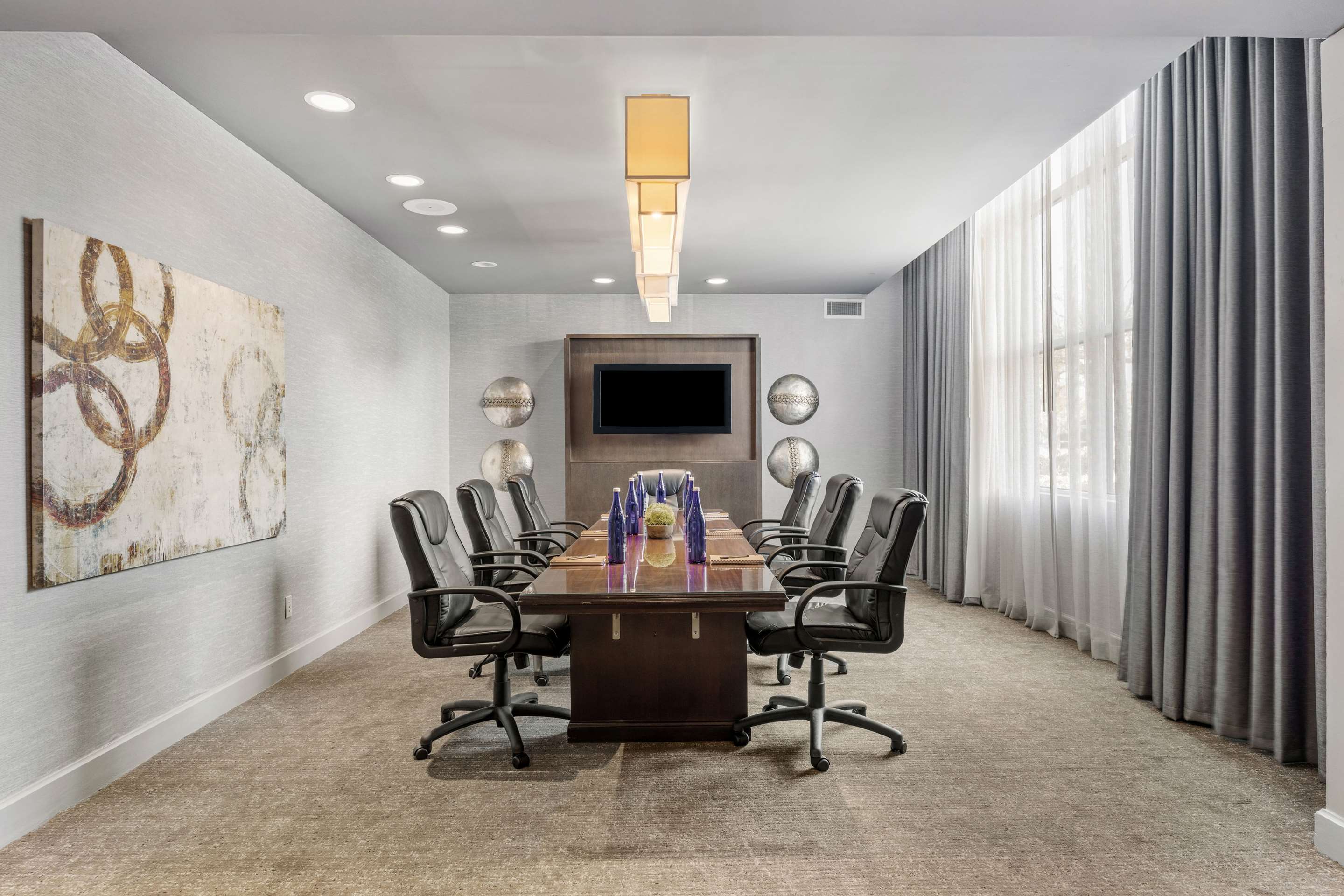 Meeting Room | DoubleTree Suites by Hilton Hotel Huntsville South