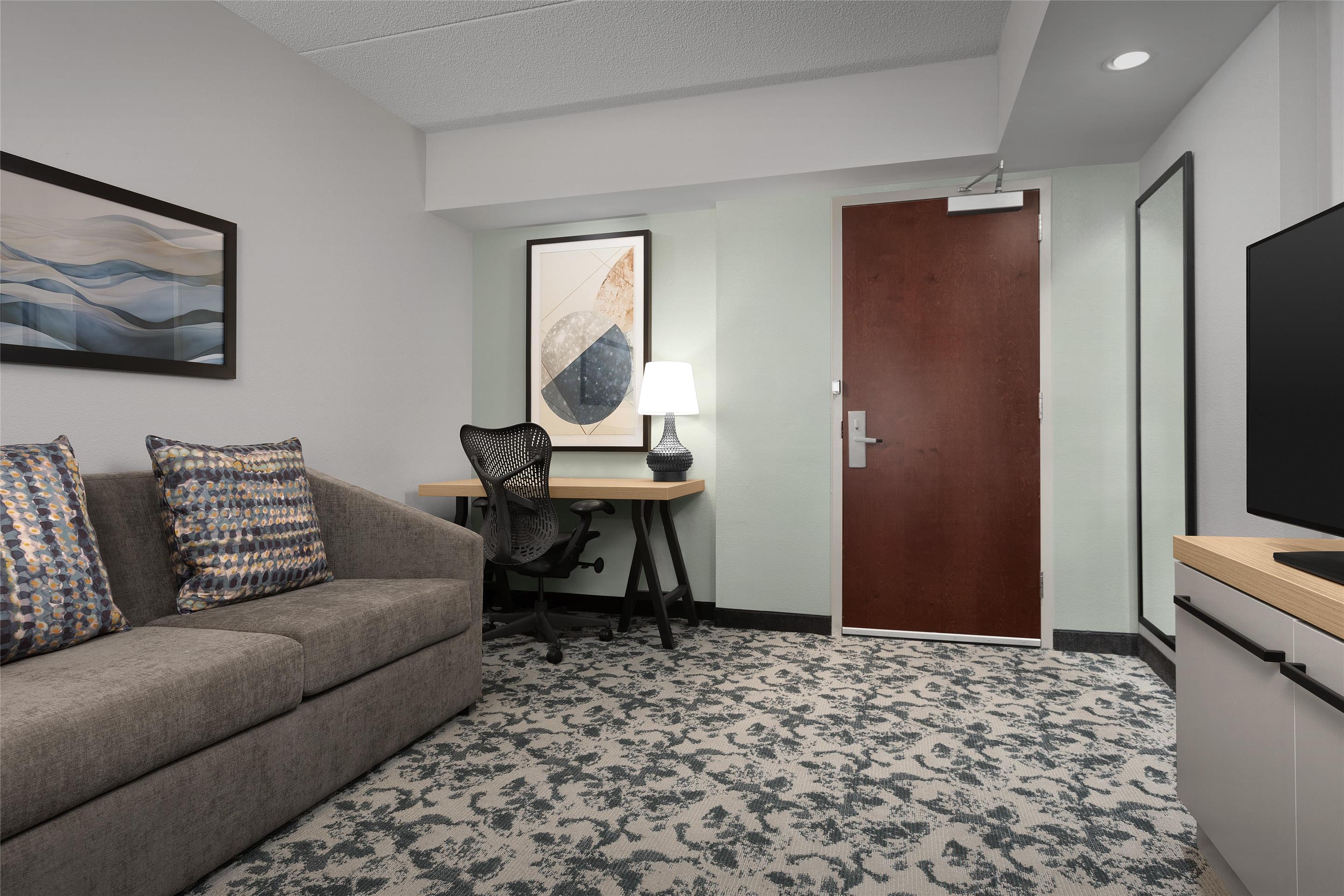 Guest room