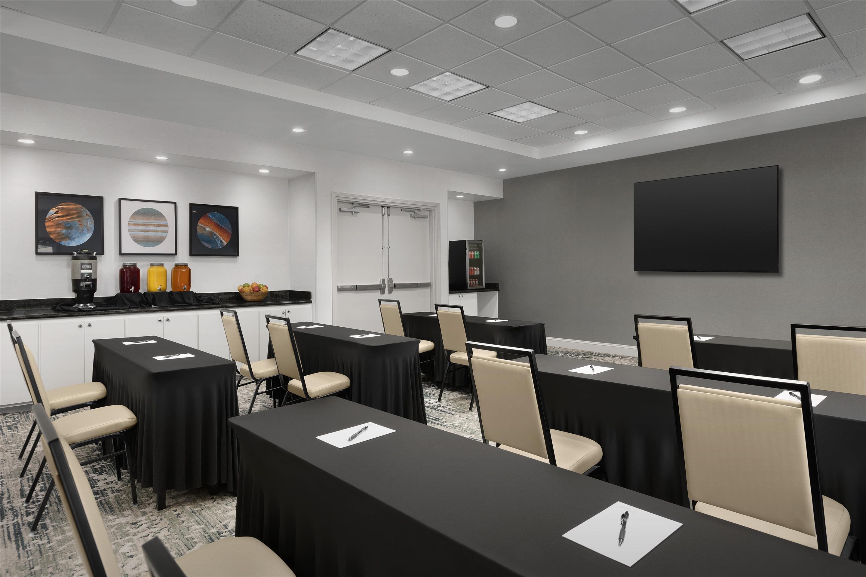 Meeting Room | Hilton Garden Inn Huntsville/Space Center