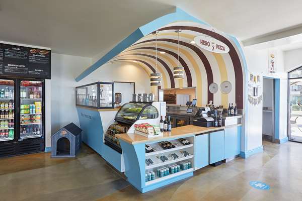 Restaurant - Hilton Waterfront Beach Resort Huntington Beach