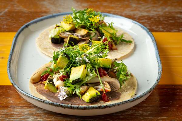 Restaurant - Hilton Waterfront Beach Resort Huntington Beach