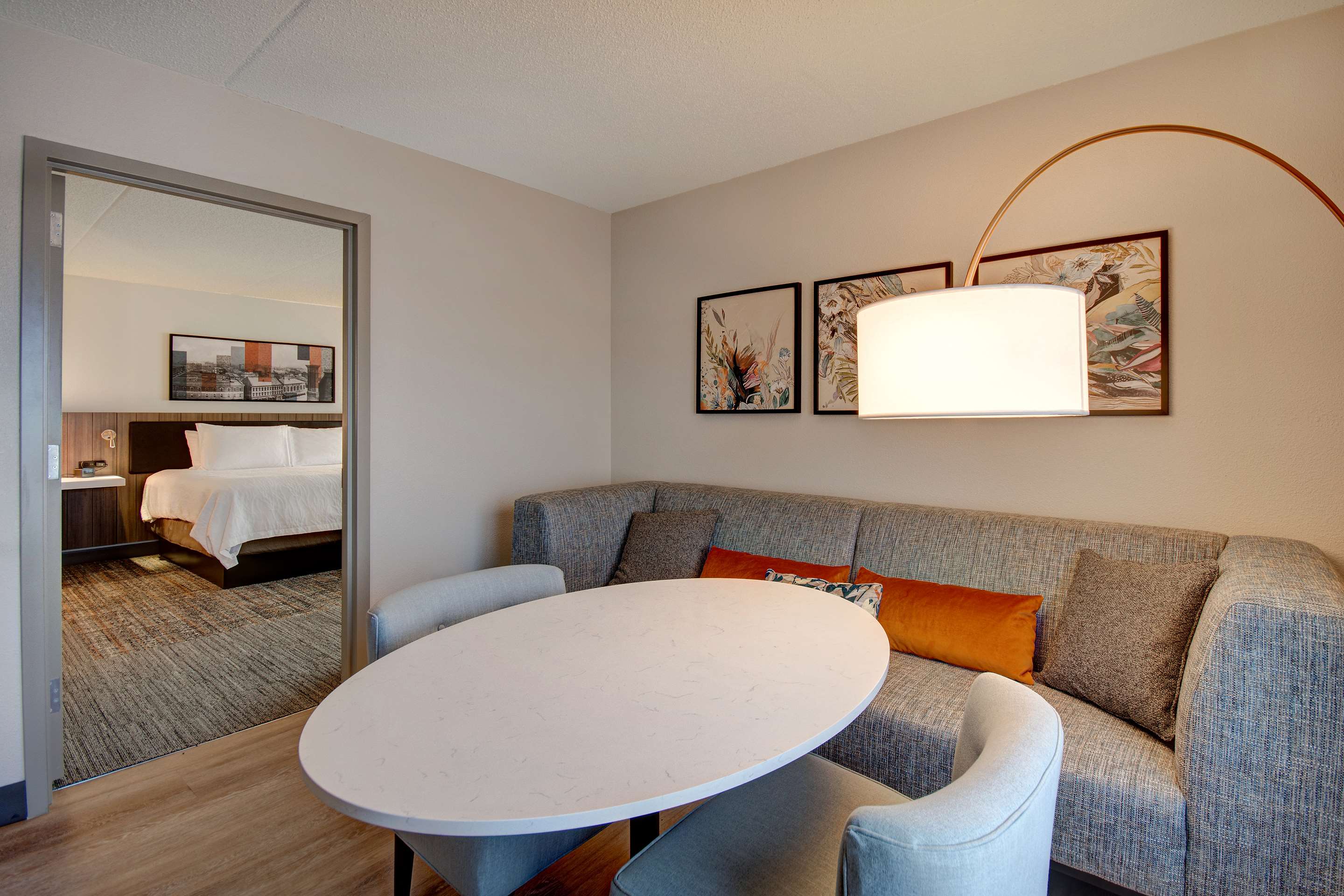 Guest room