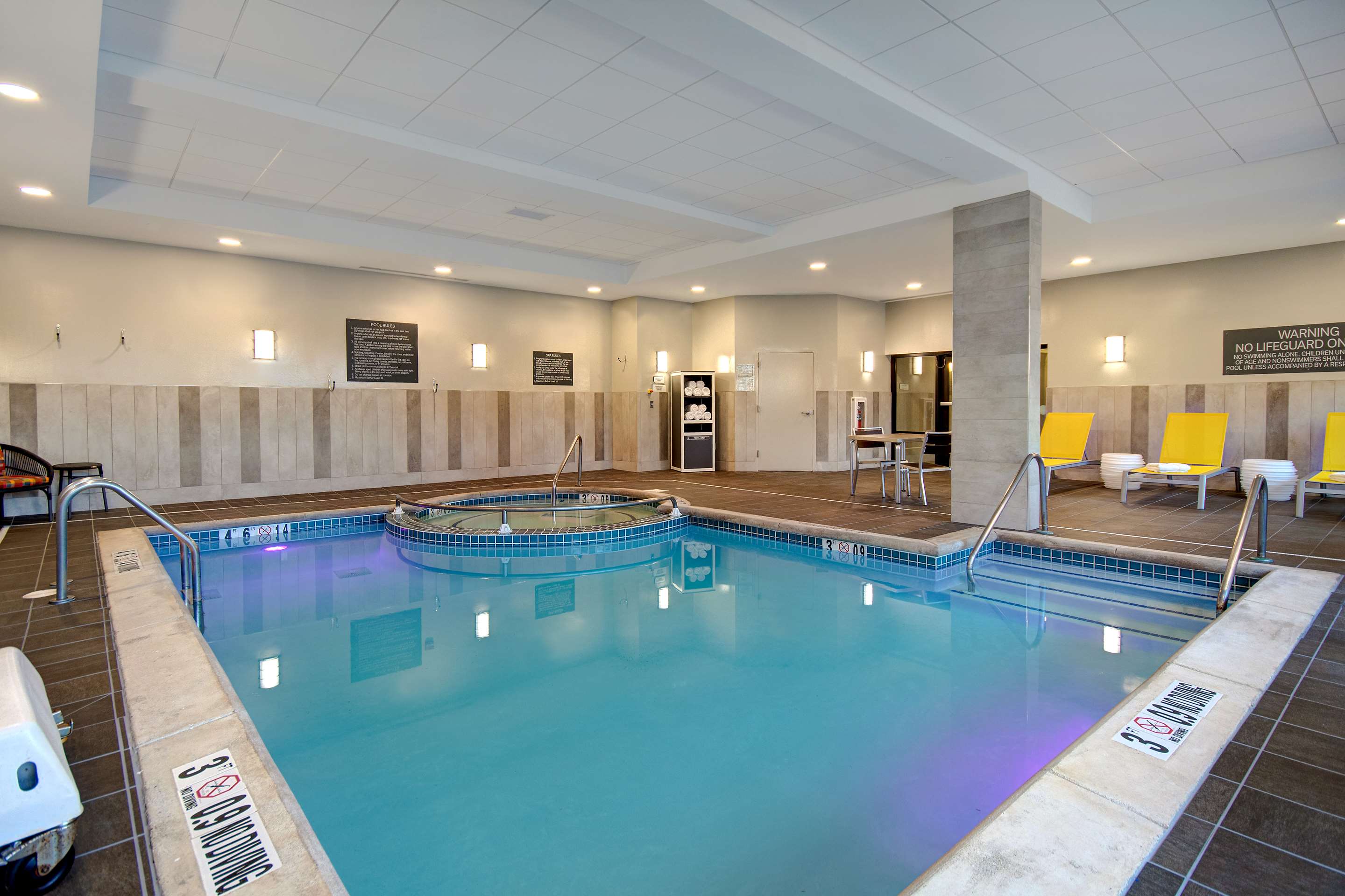 Pool | Hilton Garden Inn Terre Haute