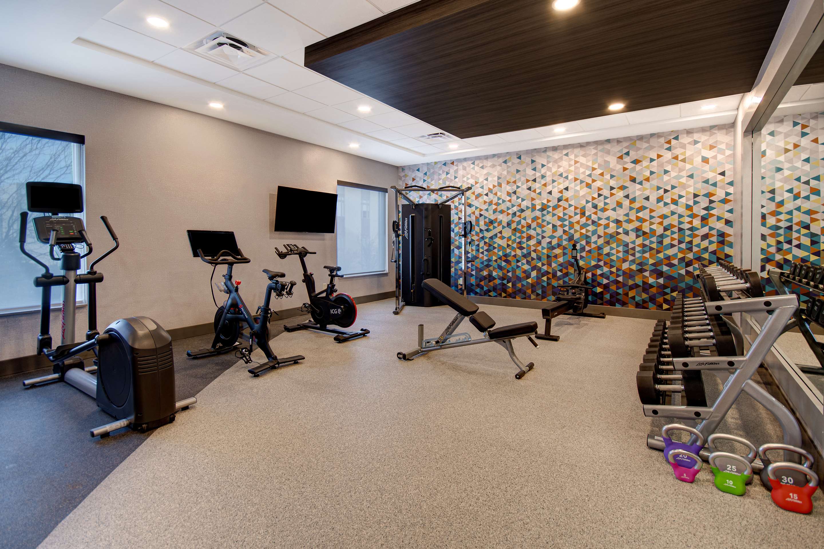 Health club fitness center gym | Hilton Garden Inn Terre Haute