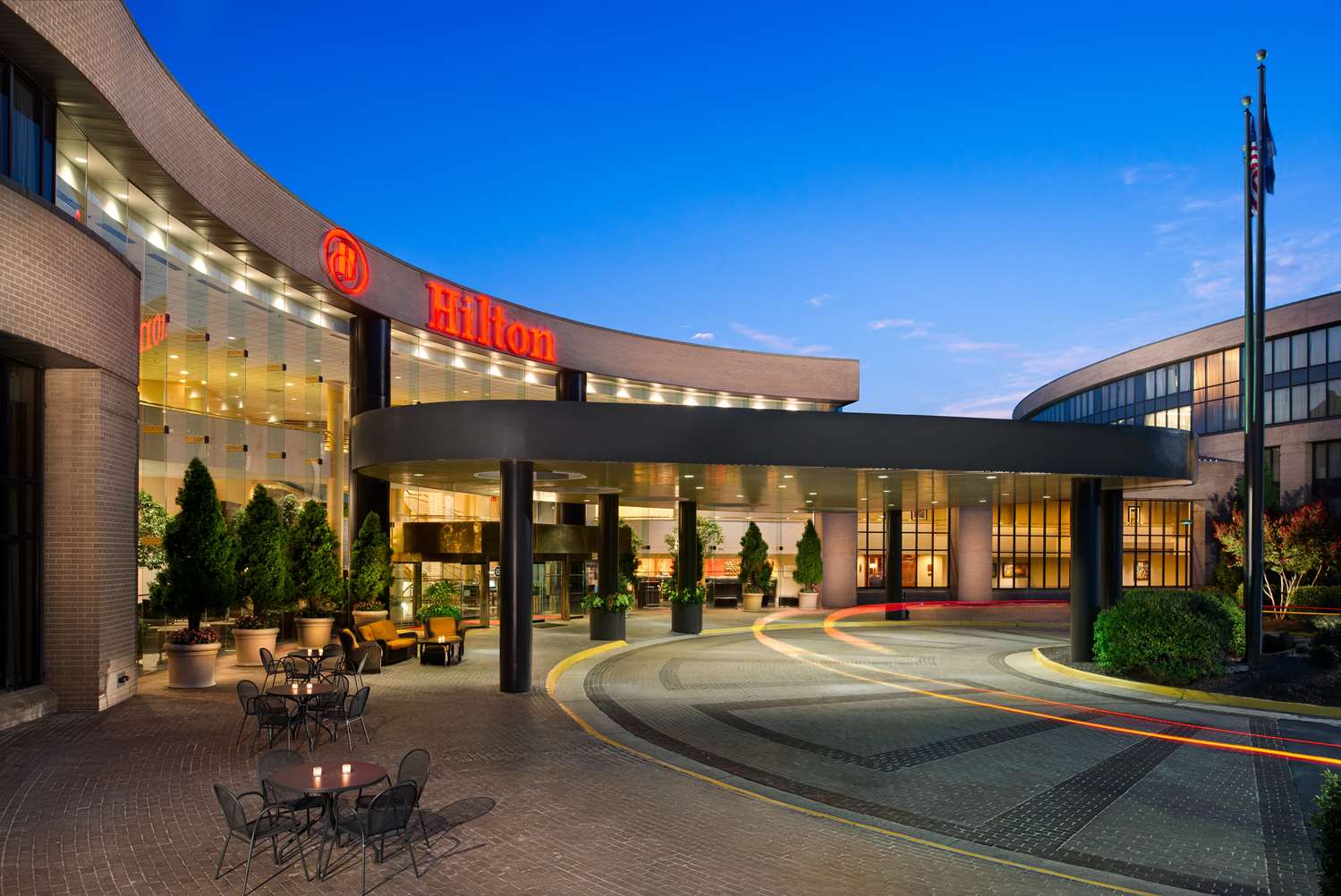 Hilton Hotel Dulles Airport Herndon, VA See Discounts