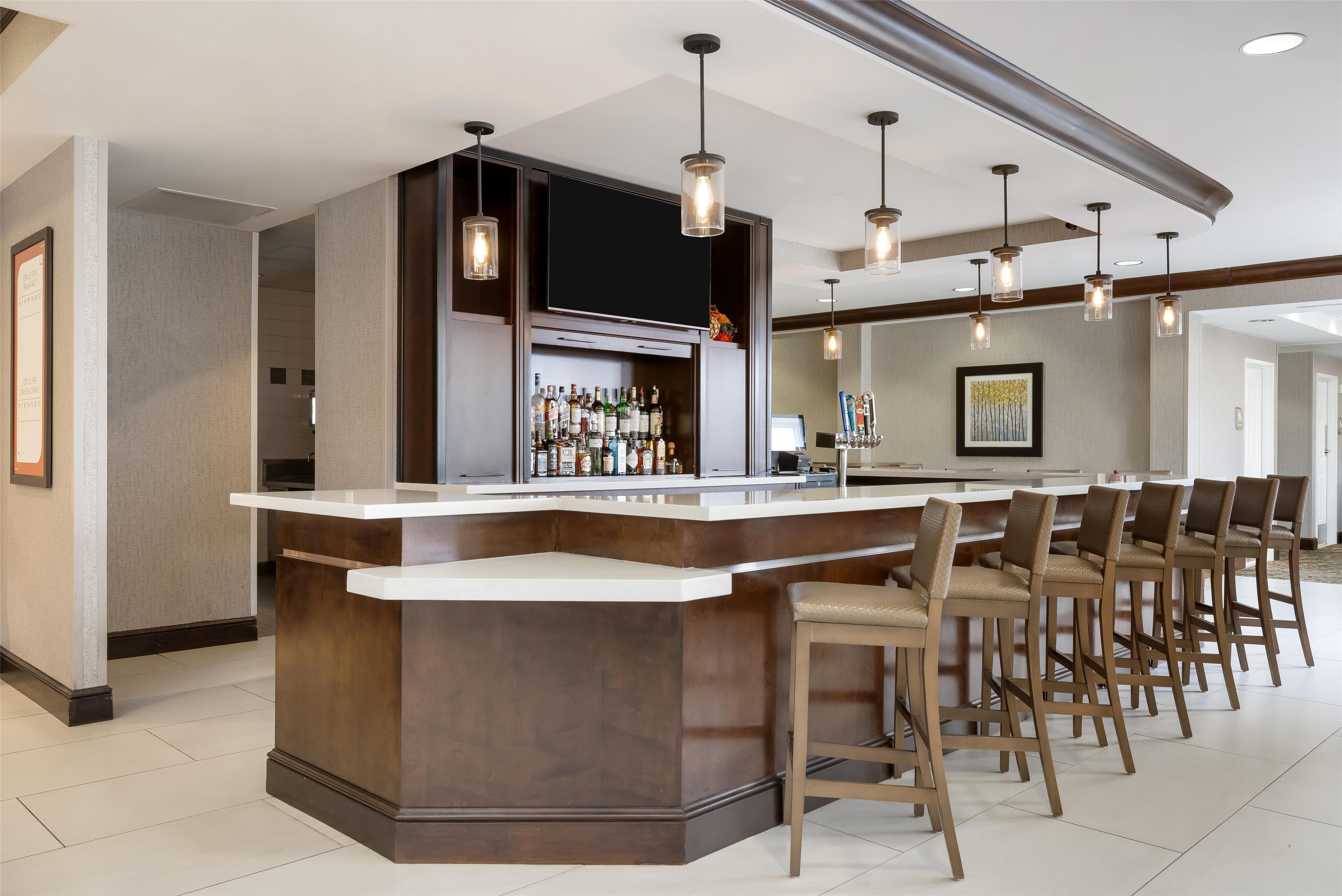 BarLounge | Hilton Garden Inn Dulles North