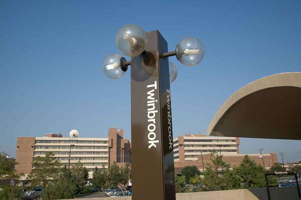 Exterior view - Hilton Hotel Rockville